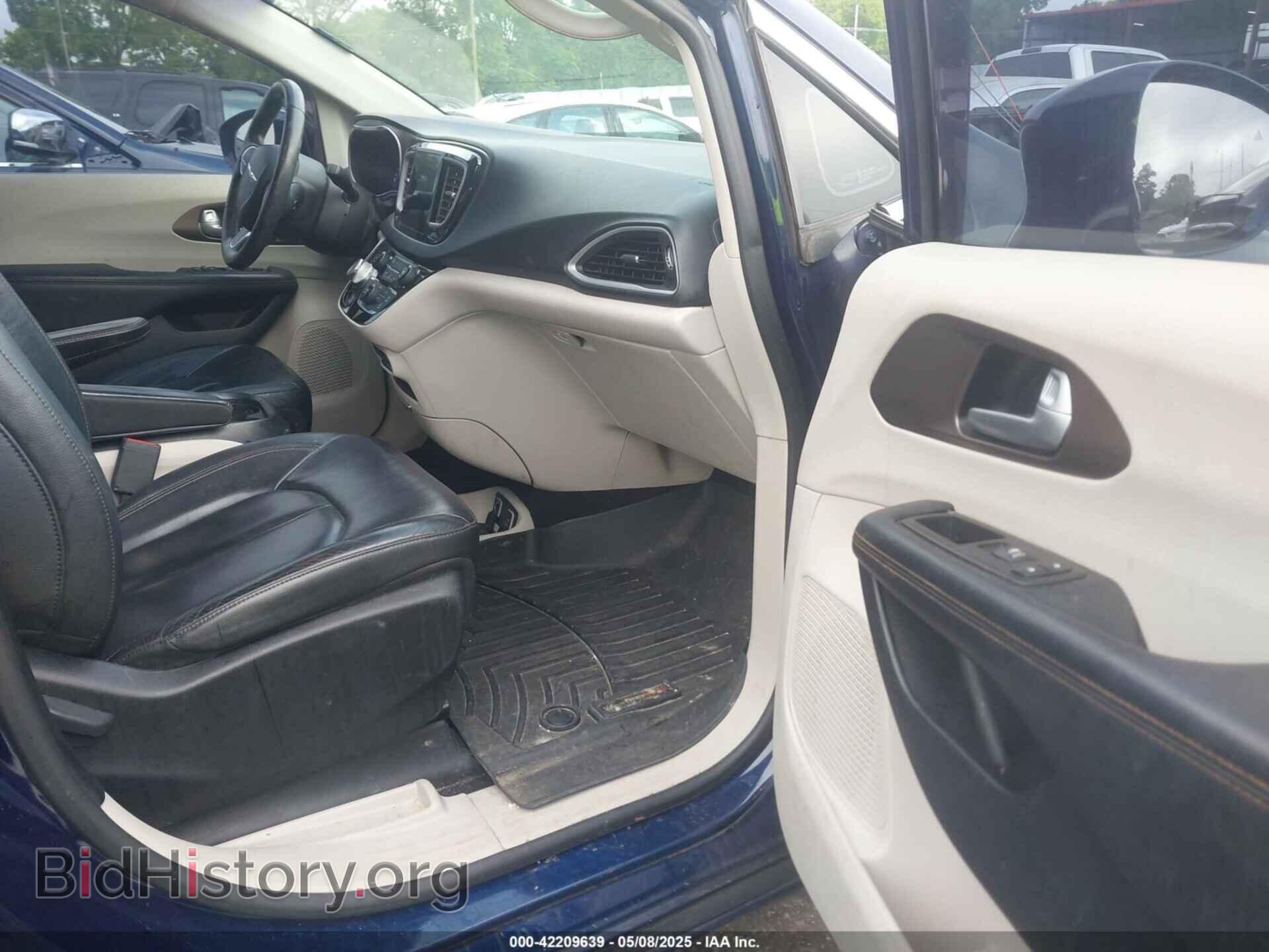 2017 CHRYSLER PACIFICA - VIN: 2C4RC1BG3HR576875 - Photo 5
