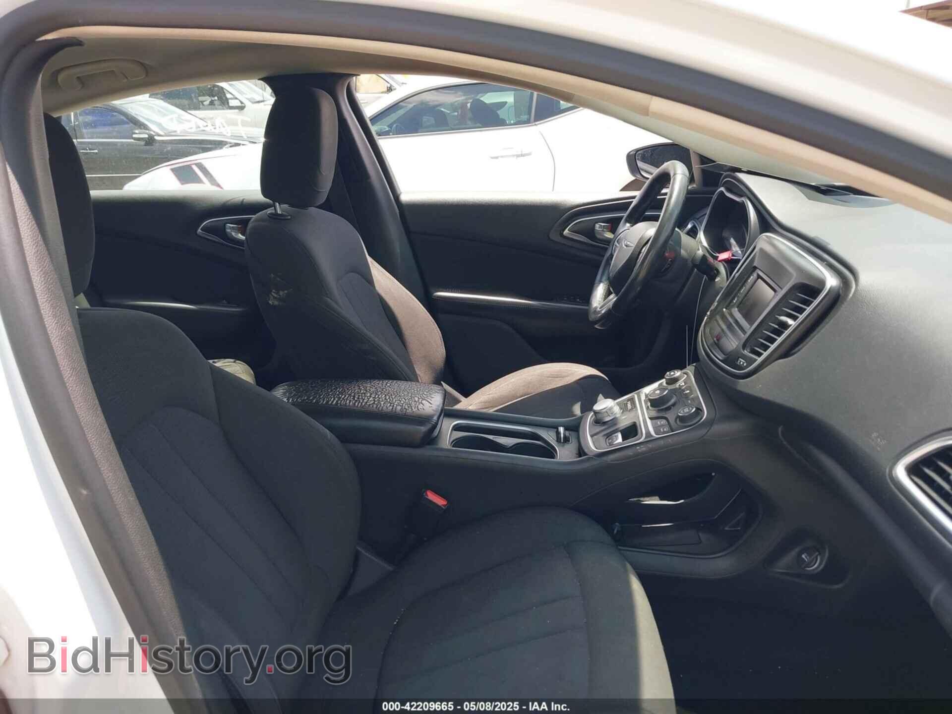 2015 CHRYSLER 200 - VIN: 1C3CCCAB7FN746516 - Фото 5