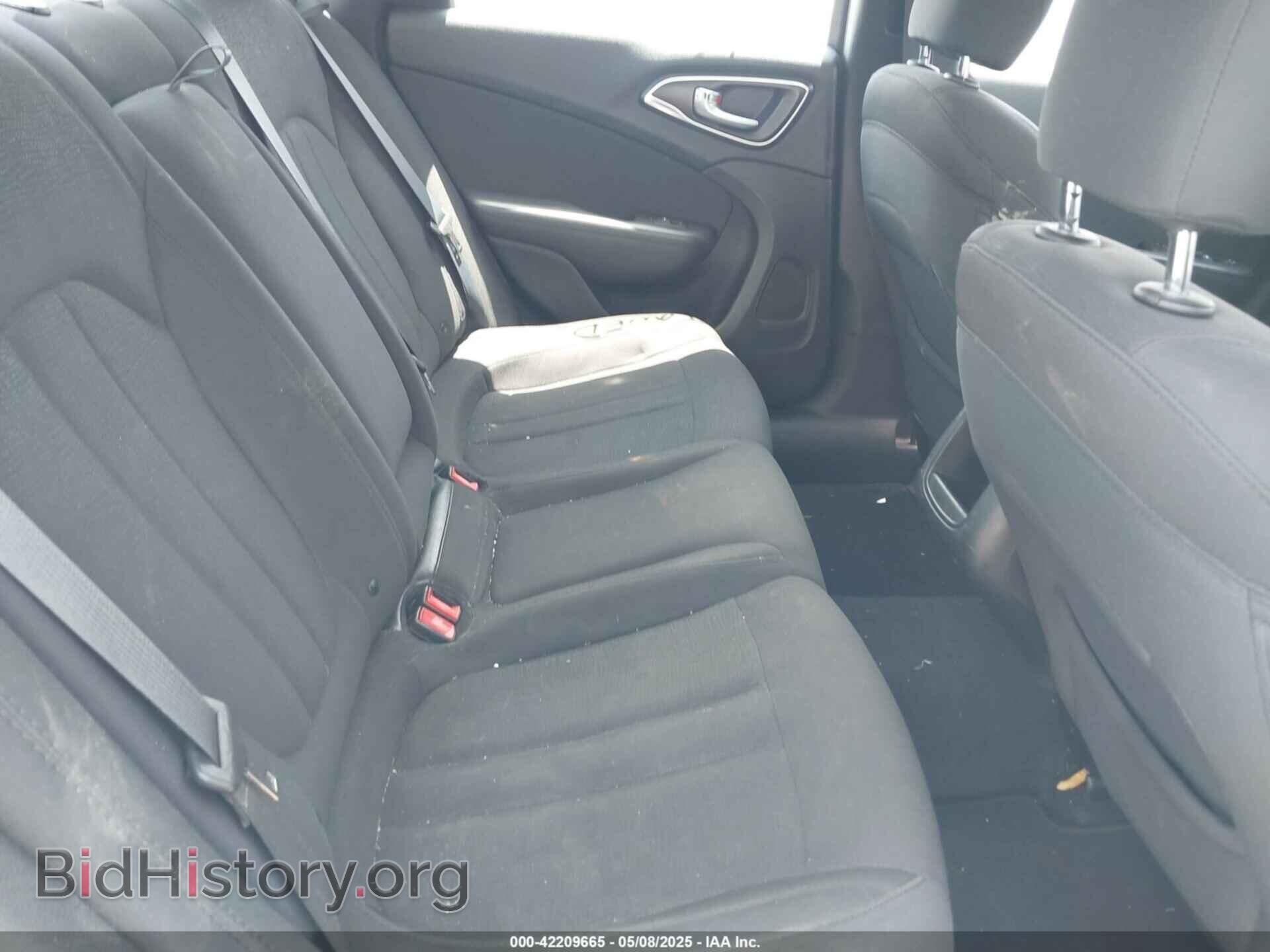 2015 CHRYSLER 200 - VIN: 1C3CCCAB7FN746516 - Фото 8