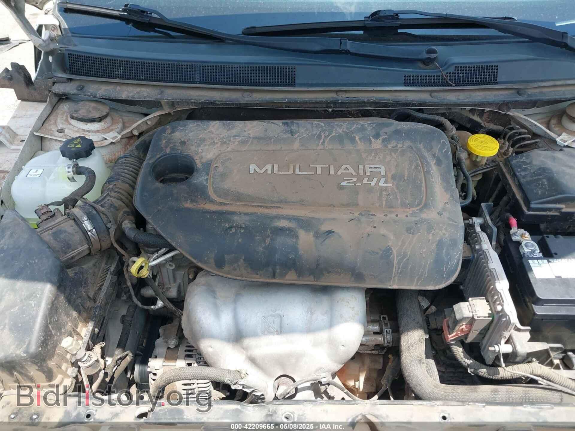 2015 CHRYSLER 200 - VIN: 1C3CCCAB7FN746516 - Фото 10