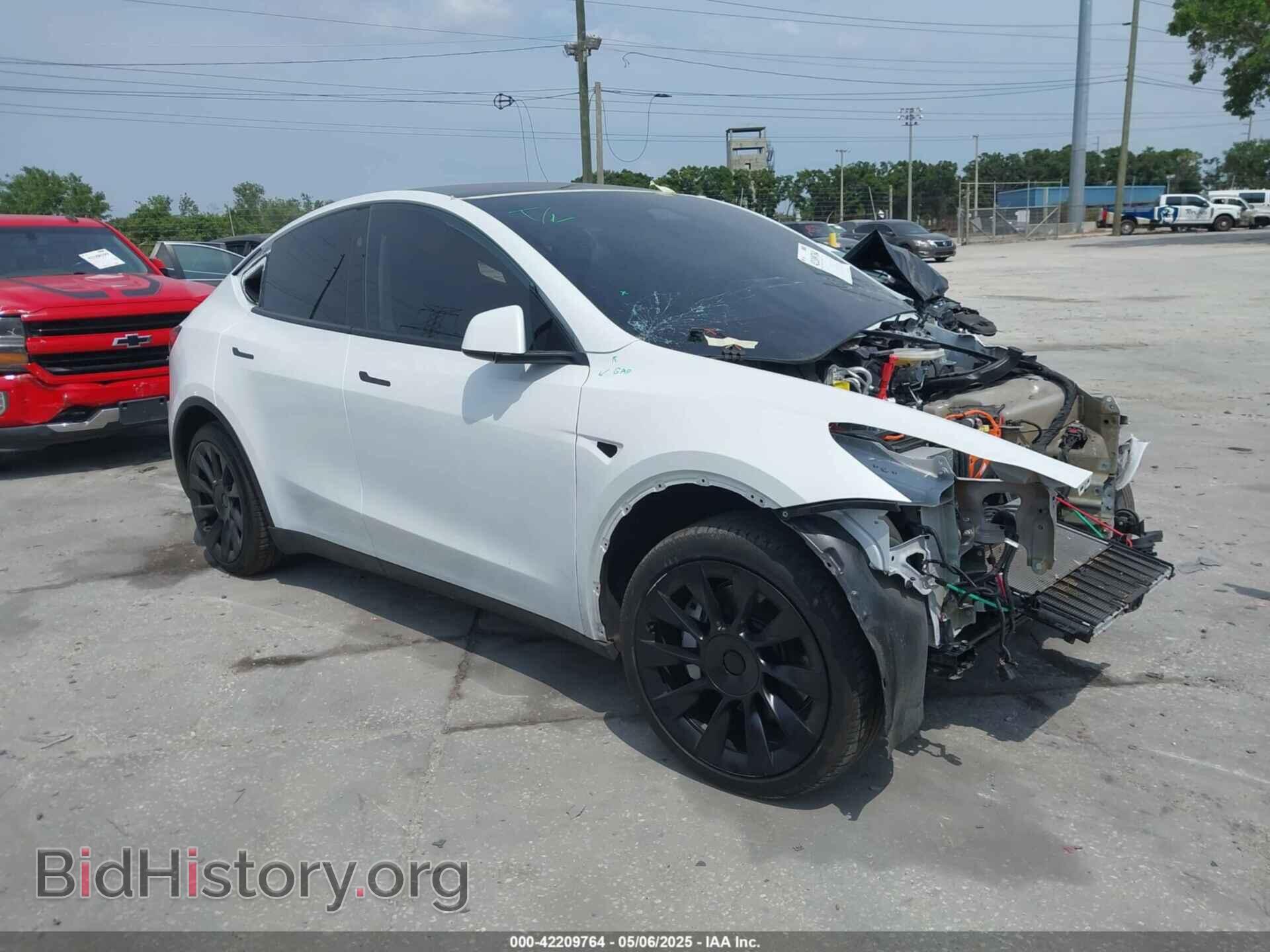 Photo 7SAYGAEE3PF907784 - TESLA MODEL Y 2023