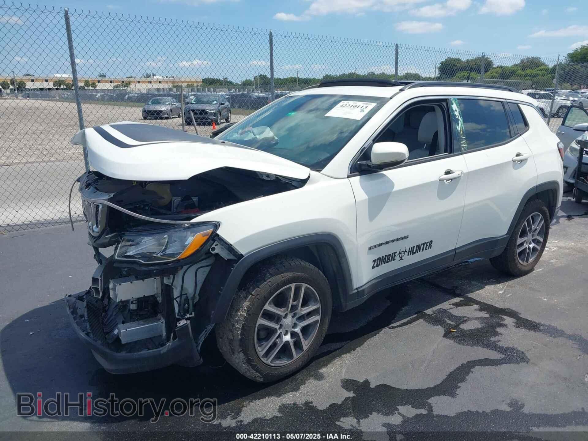 2019 JEEP COMPASS - VIN: 3C4NJCBB3KT832196 - Фото 2
