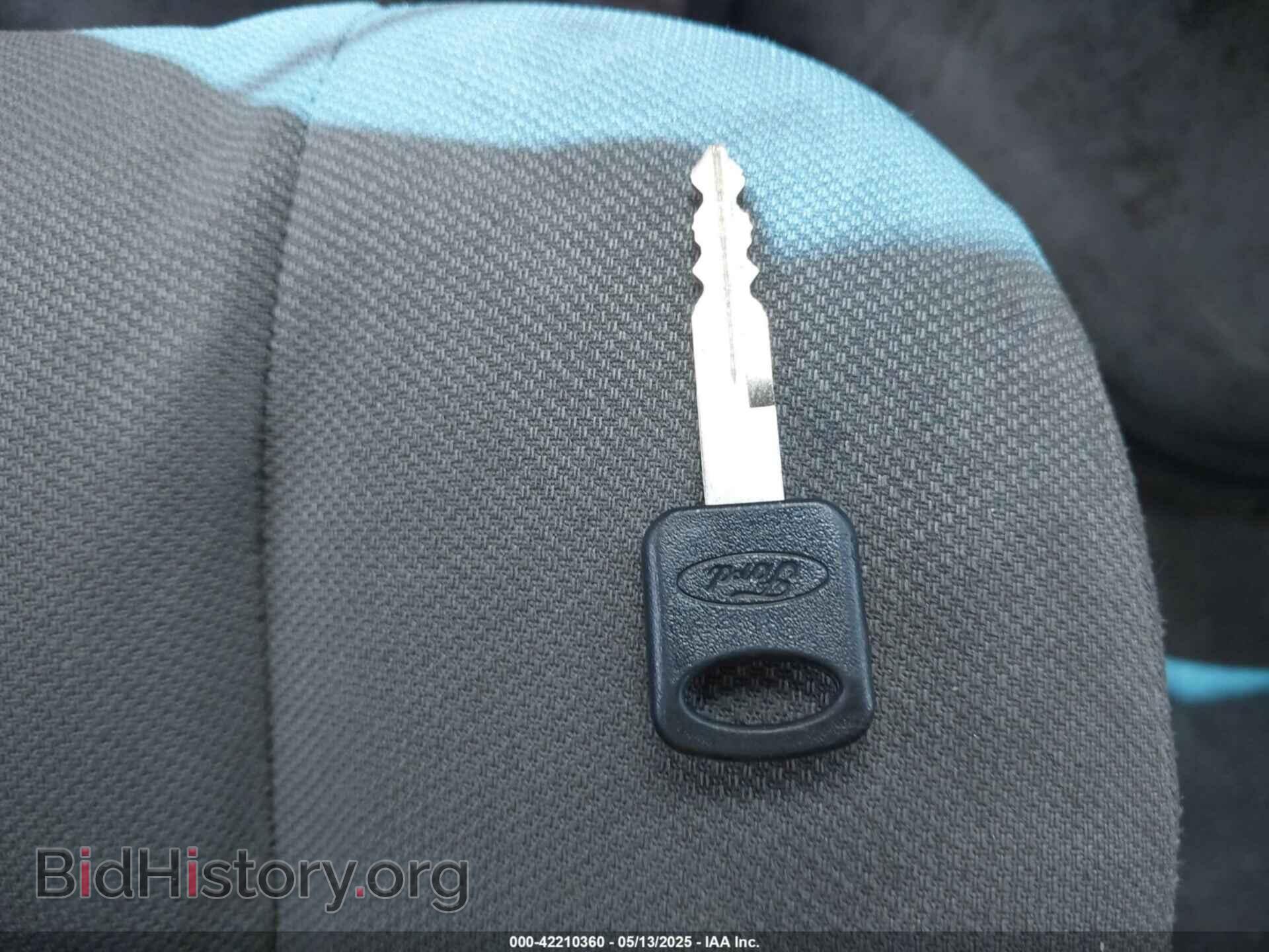 2010 FORD E-150 - VIN: 1FTNE1EW9ADA90625 - Фото 11