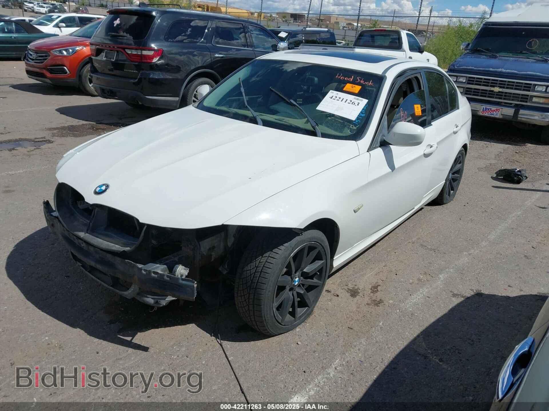 2011 BMW 328I - VIN: WBAPK7C5XBF085533 - Фото 2