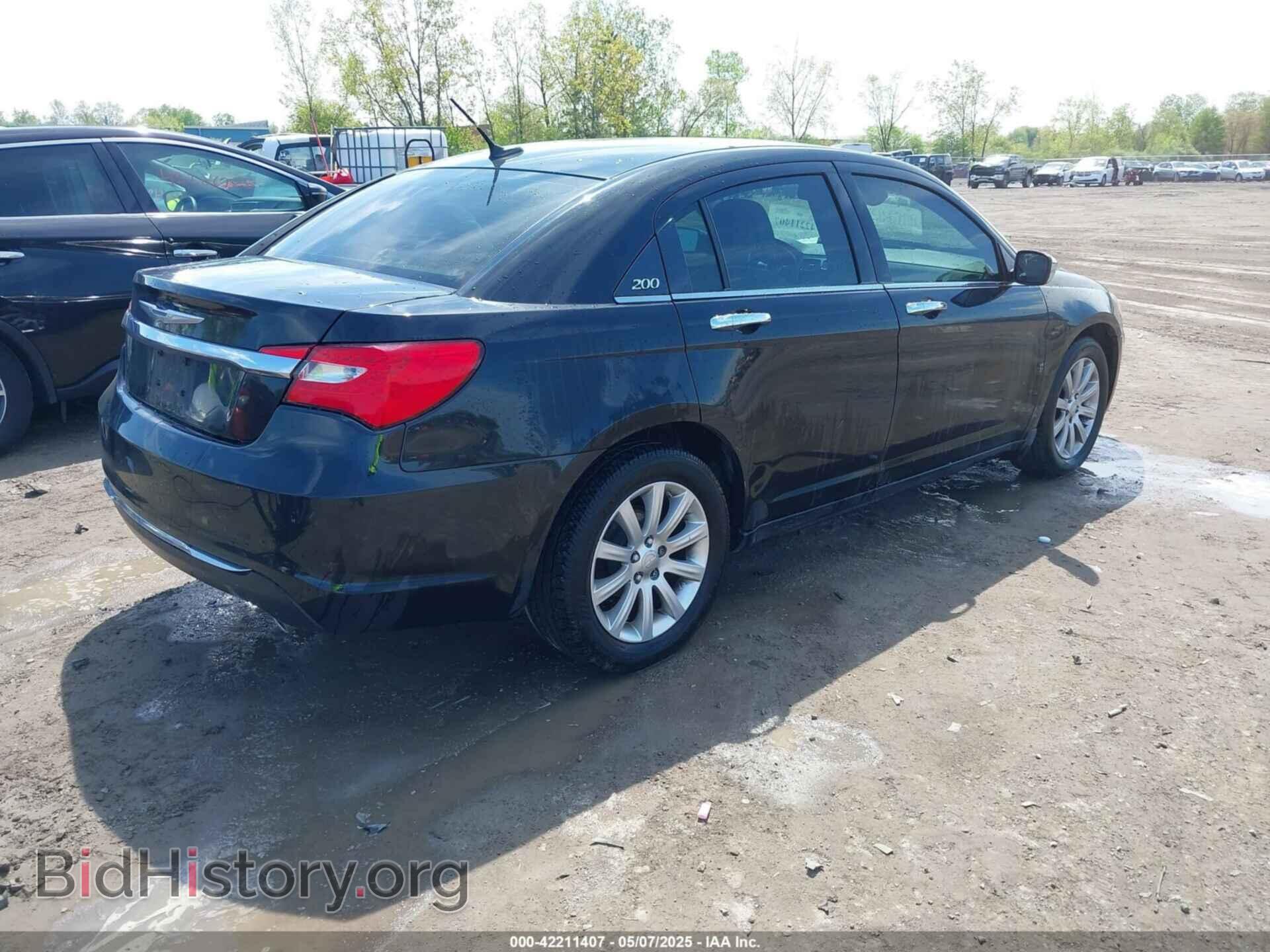 2013 CHRYSLER 200 - VIN: 1C3CCBCG1DN542682 - Фото 4