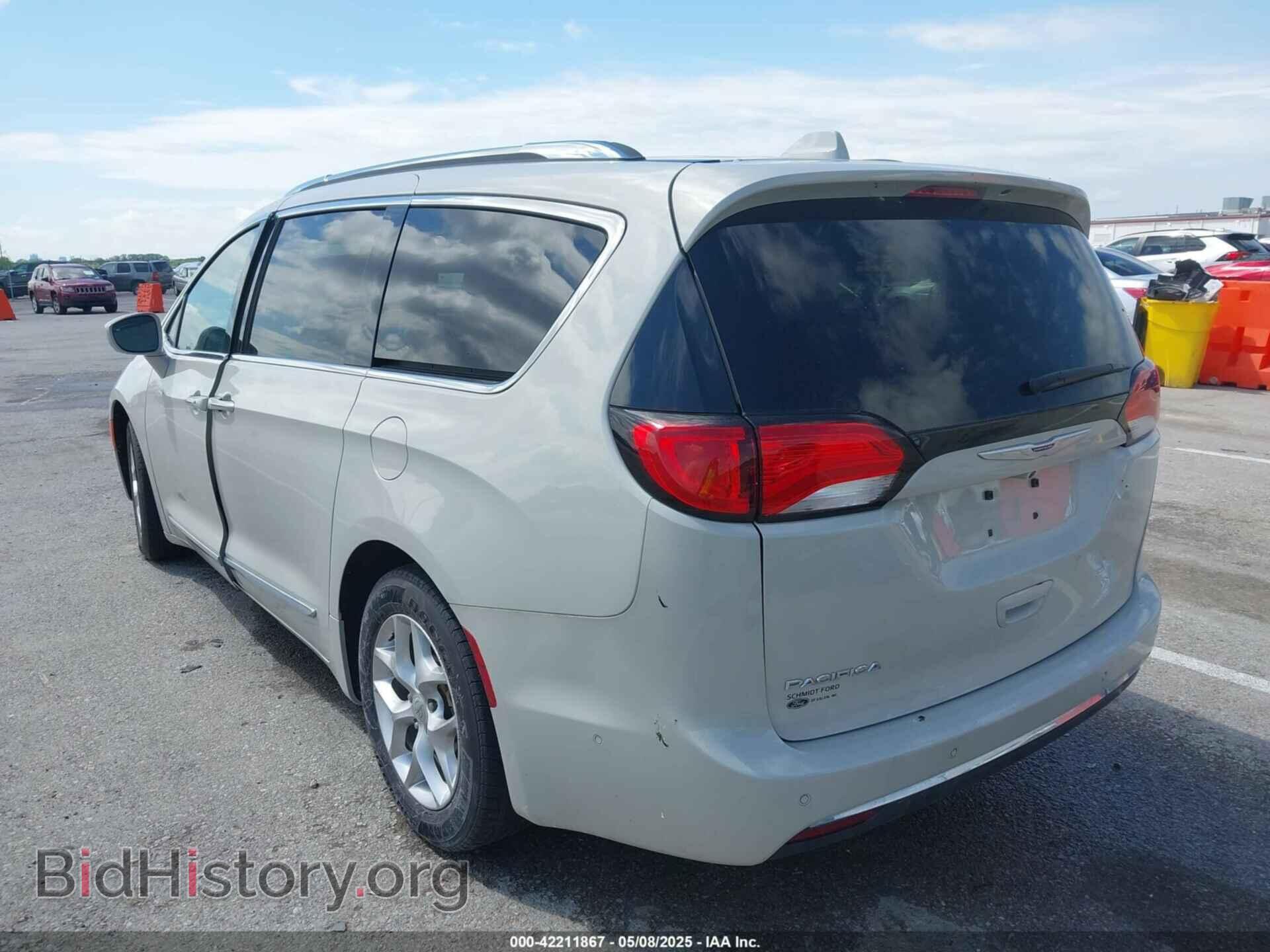 2019 CHRYSLER PACIFICA - VIN: 2C4RC1EGXKR706170 - Фото 3