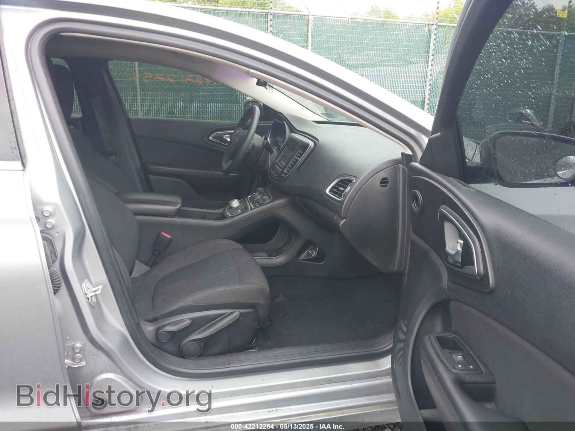 2015 CHRYSLER 200 - VIN: 1C3CCCAB2FN742700 - Фото 5