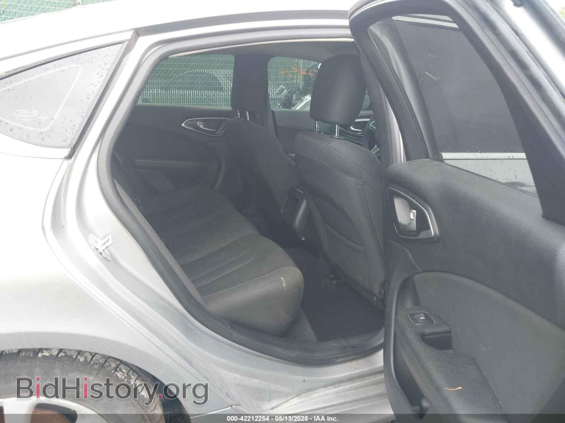 2015 CHRYSLER 200 - VIN: 1C3CCCAB2FN742700 - Фото 8