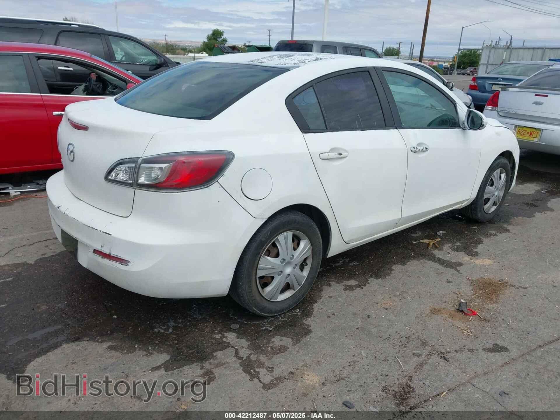 2013 MAZDA MAZDA3 - VIN: JM1BL1TGXD1729153 - Фото 4