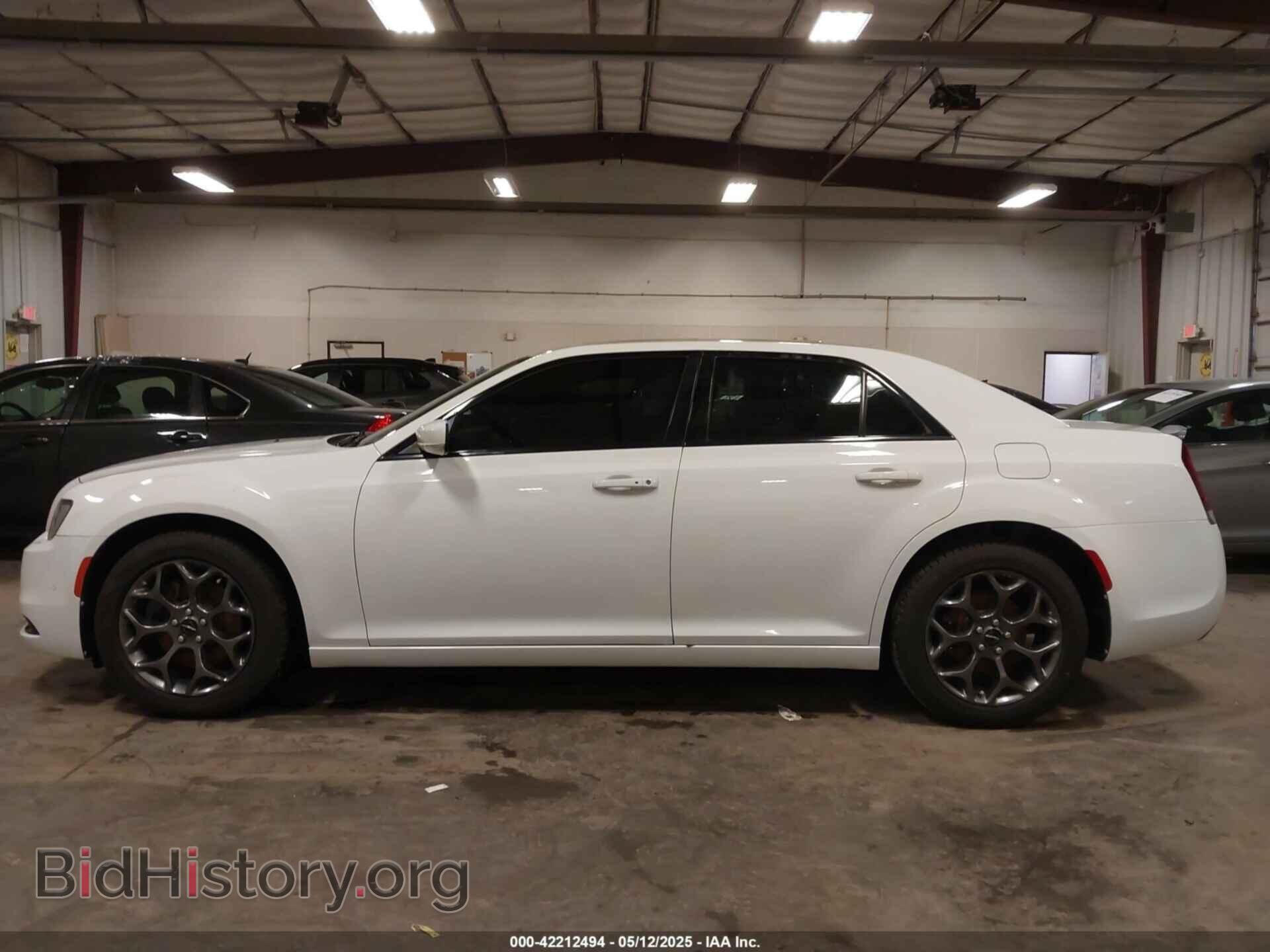 2015 CHRYSLER 300 - VIN: 2C3CCAGG7FH923212 - Фото 13