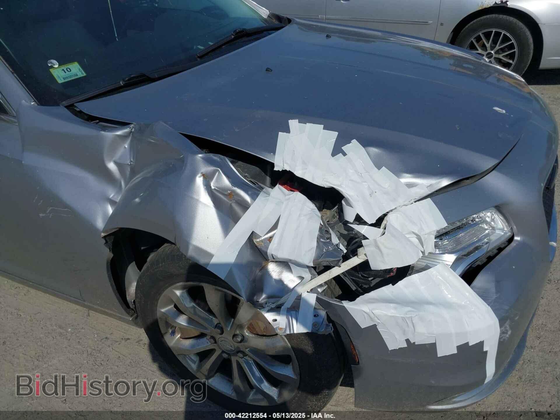 2017 CHRYSLER 300 - VIN: 2C3CCARG5HH582585 - Фото 6