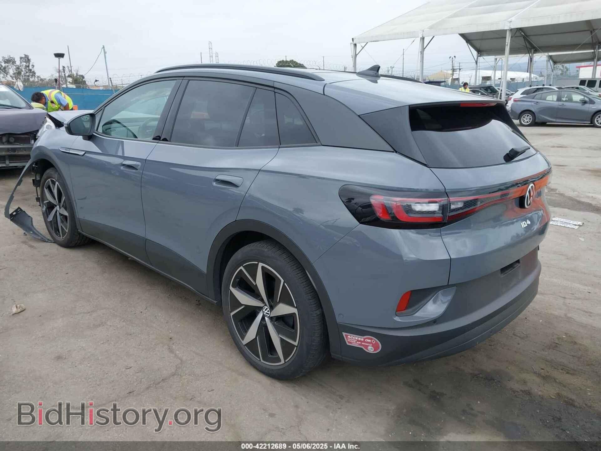 2023 VOLKSWAGEN ID.4 - VIN: 1V2VMPE8XPC039977 - Фото 3