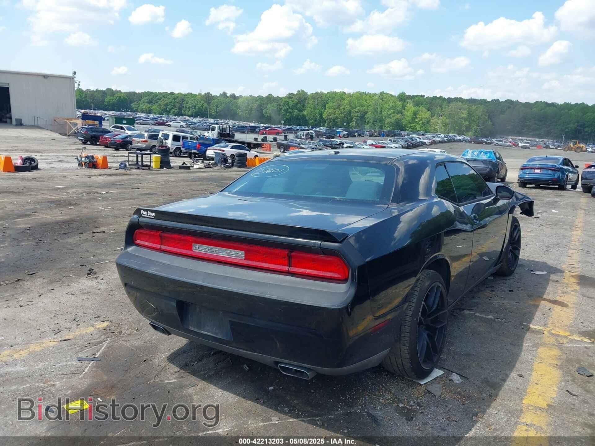 2014 DODGE CHALLENGER - VIN: 2C3CDYAG0EH111053 - Фото 4