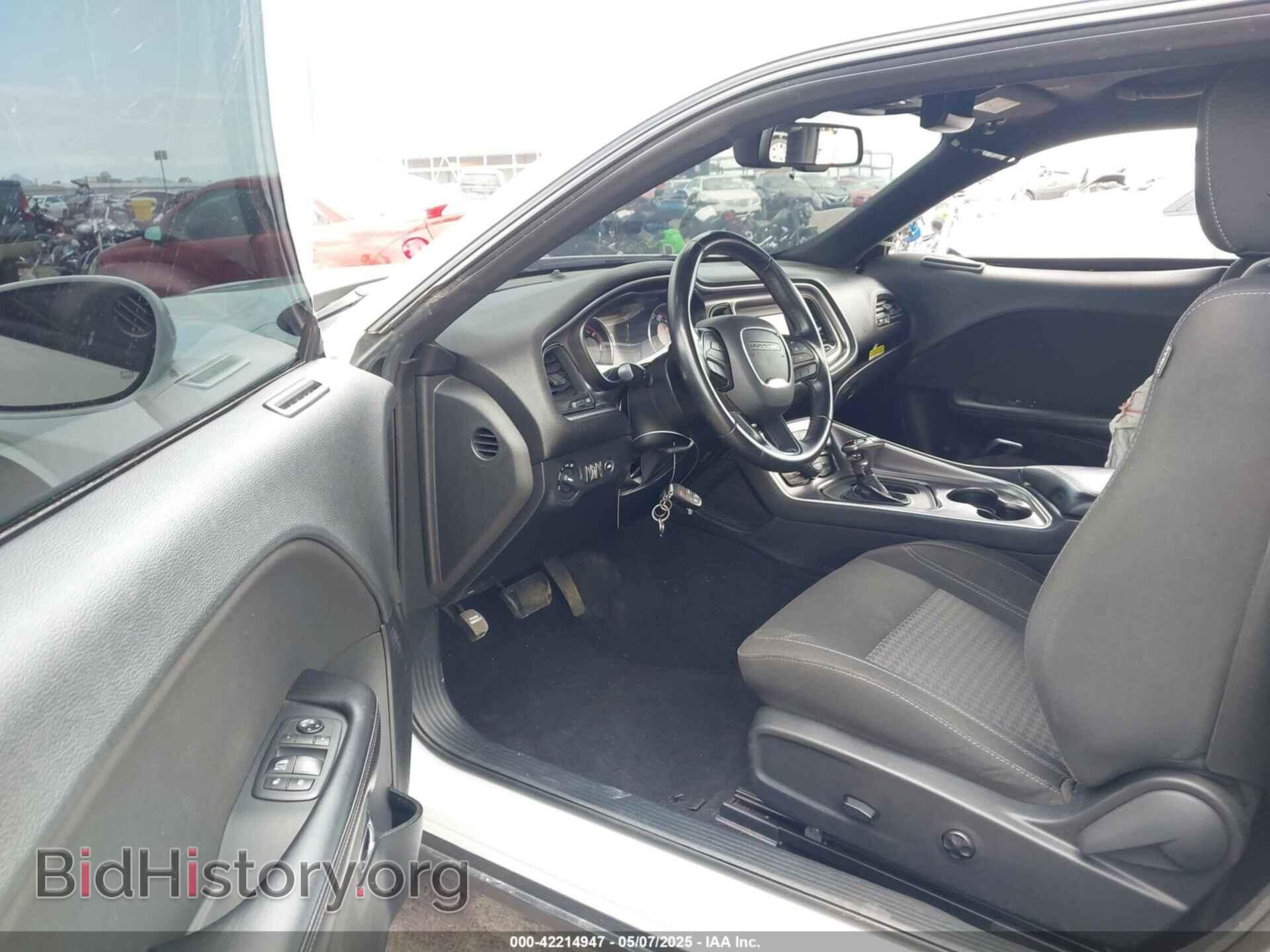 2019 DODGE CHALLENGER - VIN: 2C3CDZAG7KH744313 - Фото 5