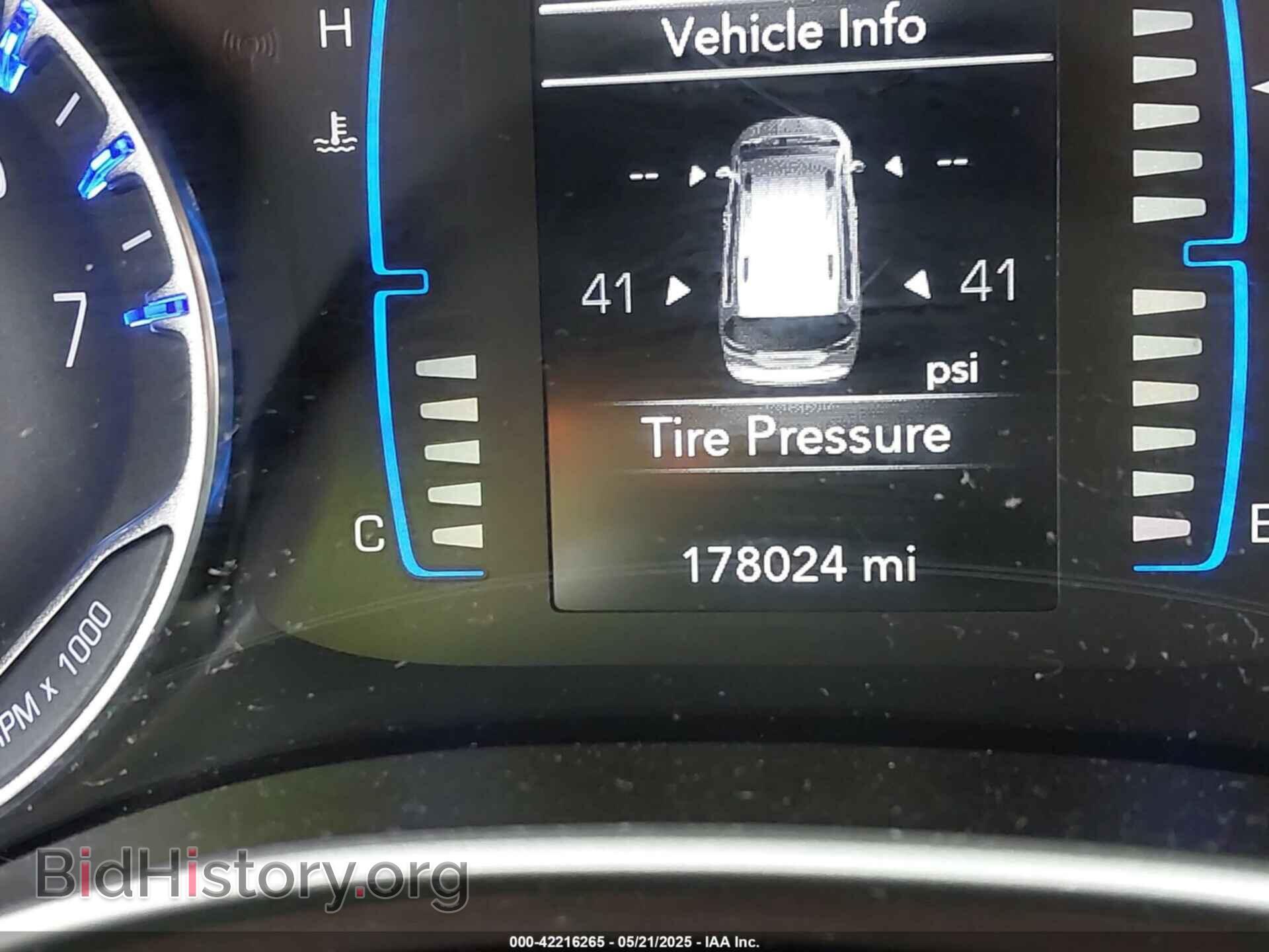 2017 CHRYSLER PACIFICA - VIN: 2C4RC1CG0HR502893 - Photo 7