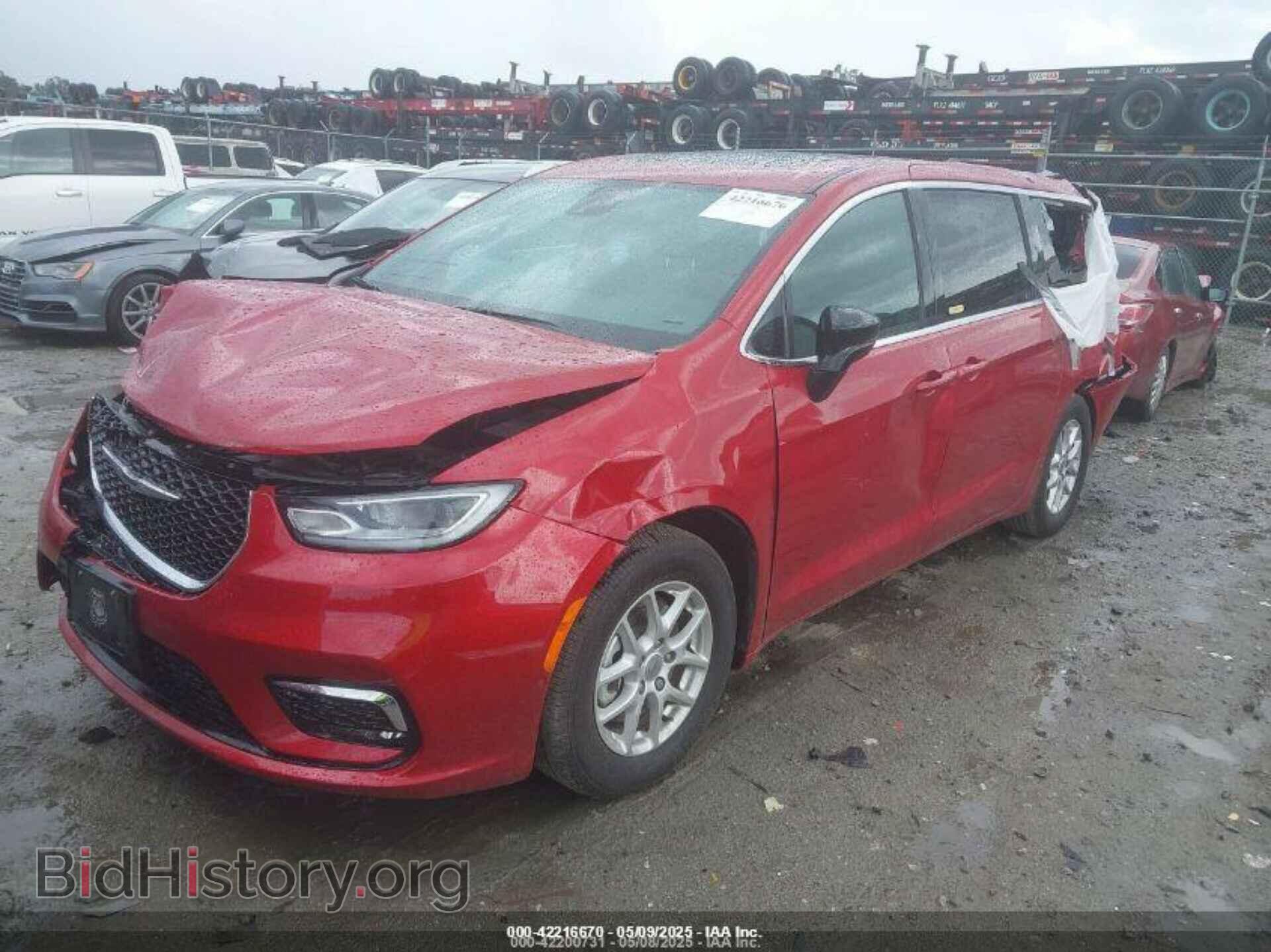 2025 CHRYSLER PACIFICA - VIN: 2C4RC1BG4SR510410 - Photo 2