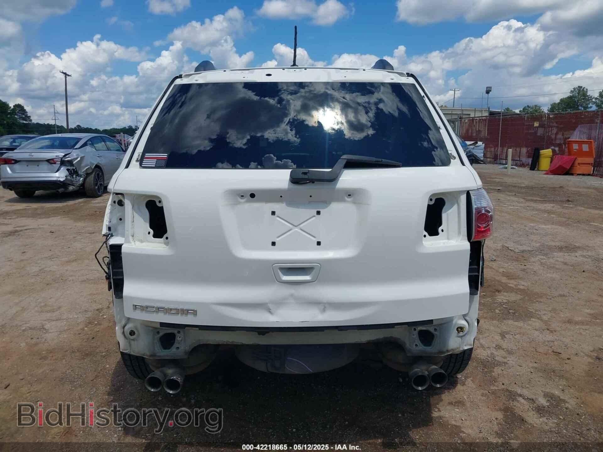 2011 GMC ACADIA - VIN: 1GKKRNED5BJ296190 - Фото 6