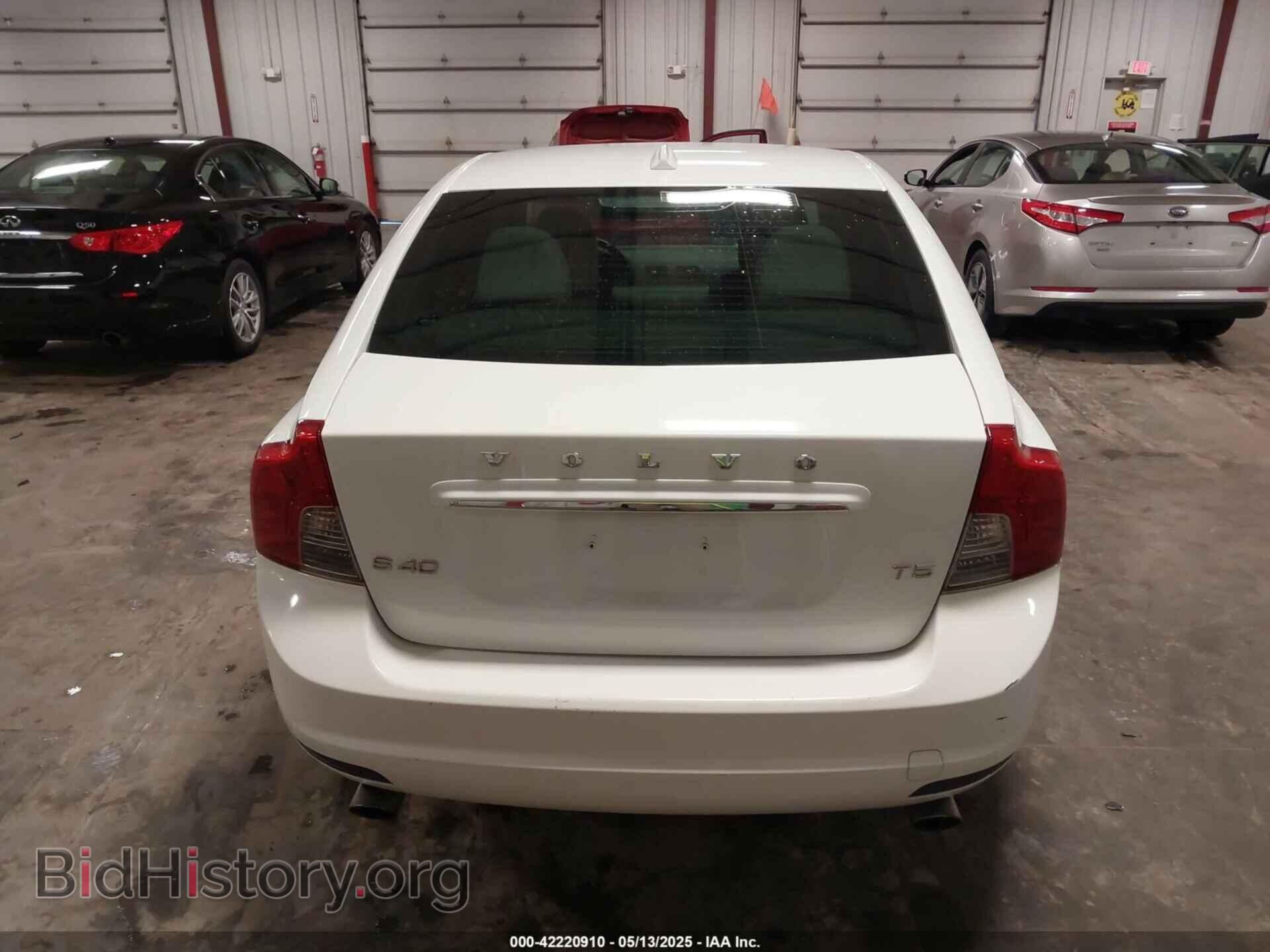 2011 VOLVO S40 - VIN: YV1672MS1B2536776 - Фото 16
