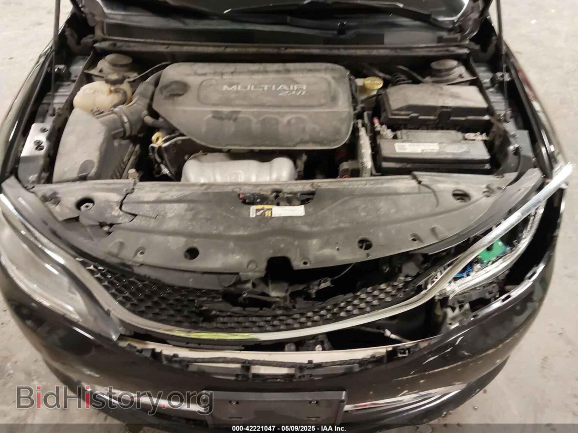 2015 CHRYSLER 200 - VIN: 1C3CCCAB0FN685493 - Фото 10