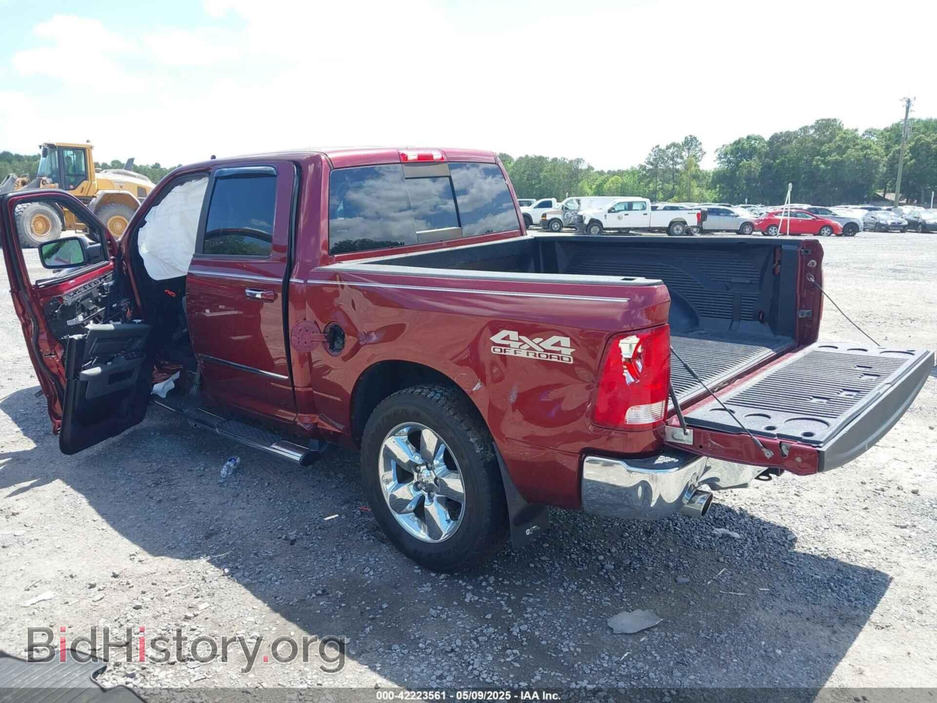 2016 RAM 1500 - VIN: 3C6RR7LT1GG207778 - Фото 3