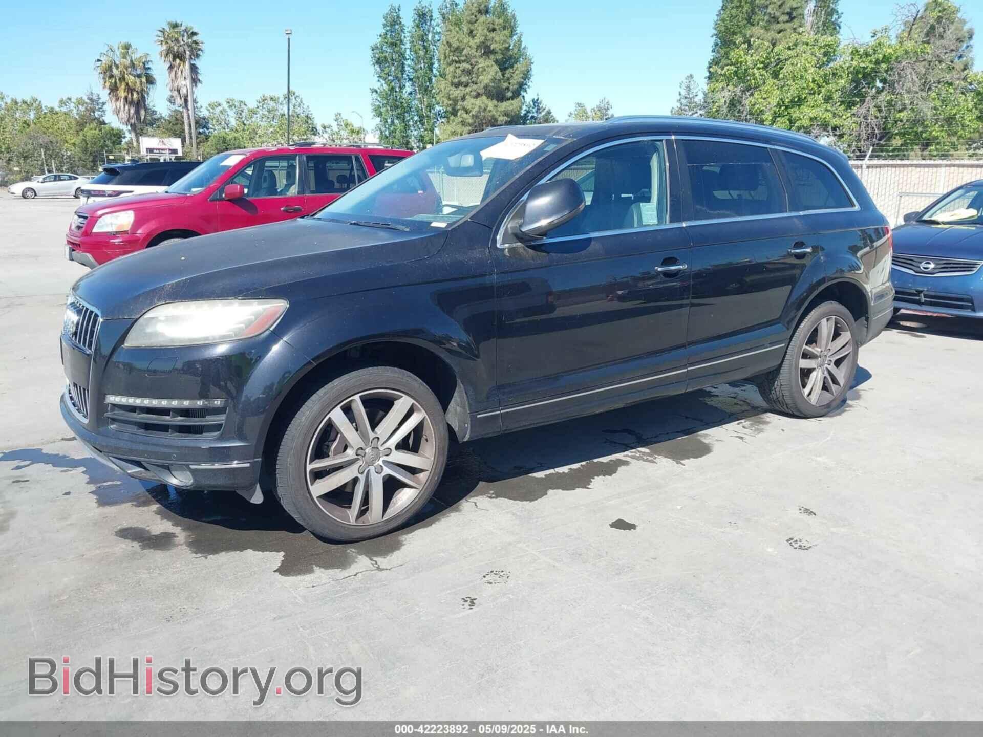 2011 AUDI Q7 - VIN: WA1VMAFE7BD005673 - Фото 2