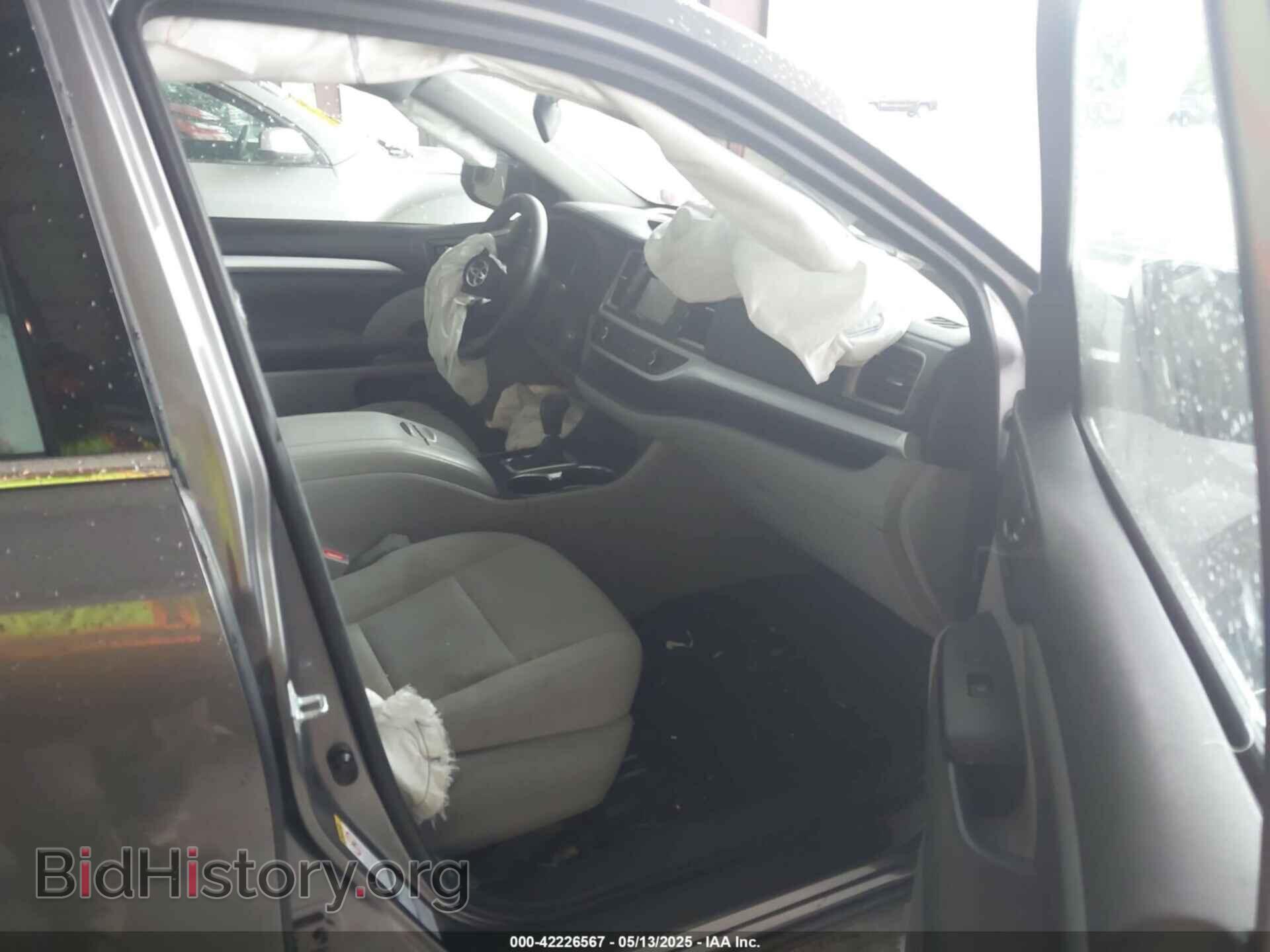 2017 TOYOTA HIGHLANDER - VIN: 5TDBZRFH6HS386710 - Фото 5