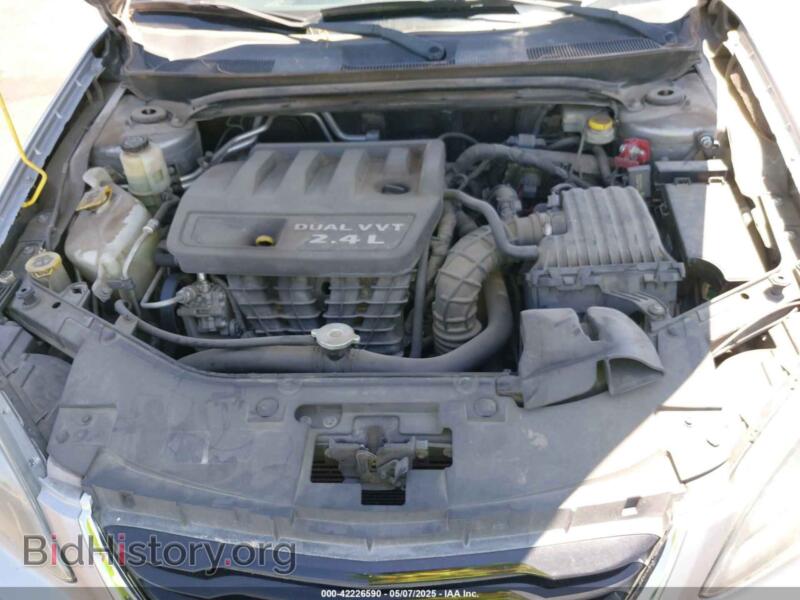 2013 Chrysler 200 (VIN 1C3CCBBB1DN594884) — photo 10 of 11