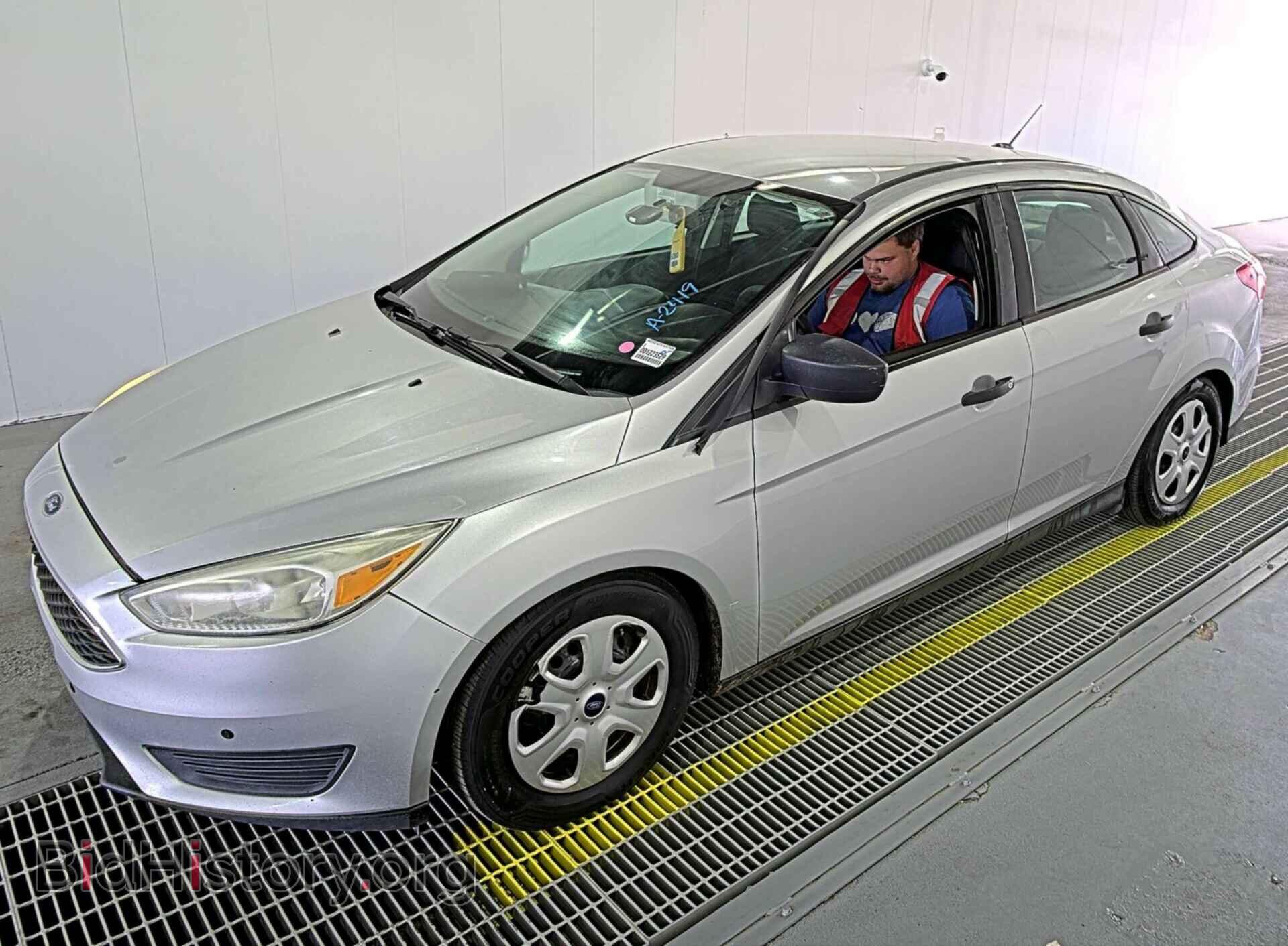 2016 FORD FOCUS - VIN: 1FADP3E26GL366262 - Фото 6