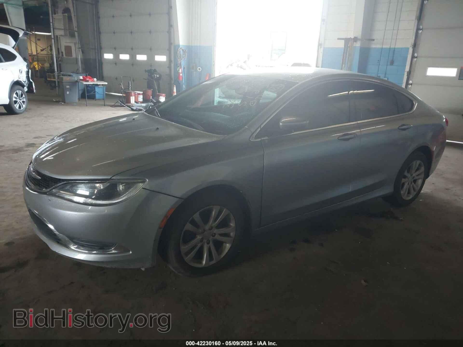 2015 CHRYSLER 200 - VIN: 1C3CCCAB8FN699349 - Фото 2