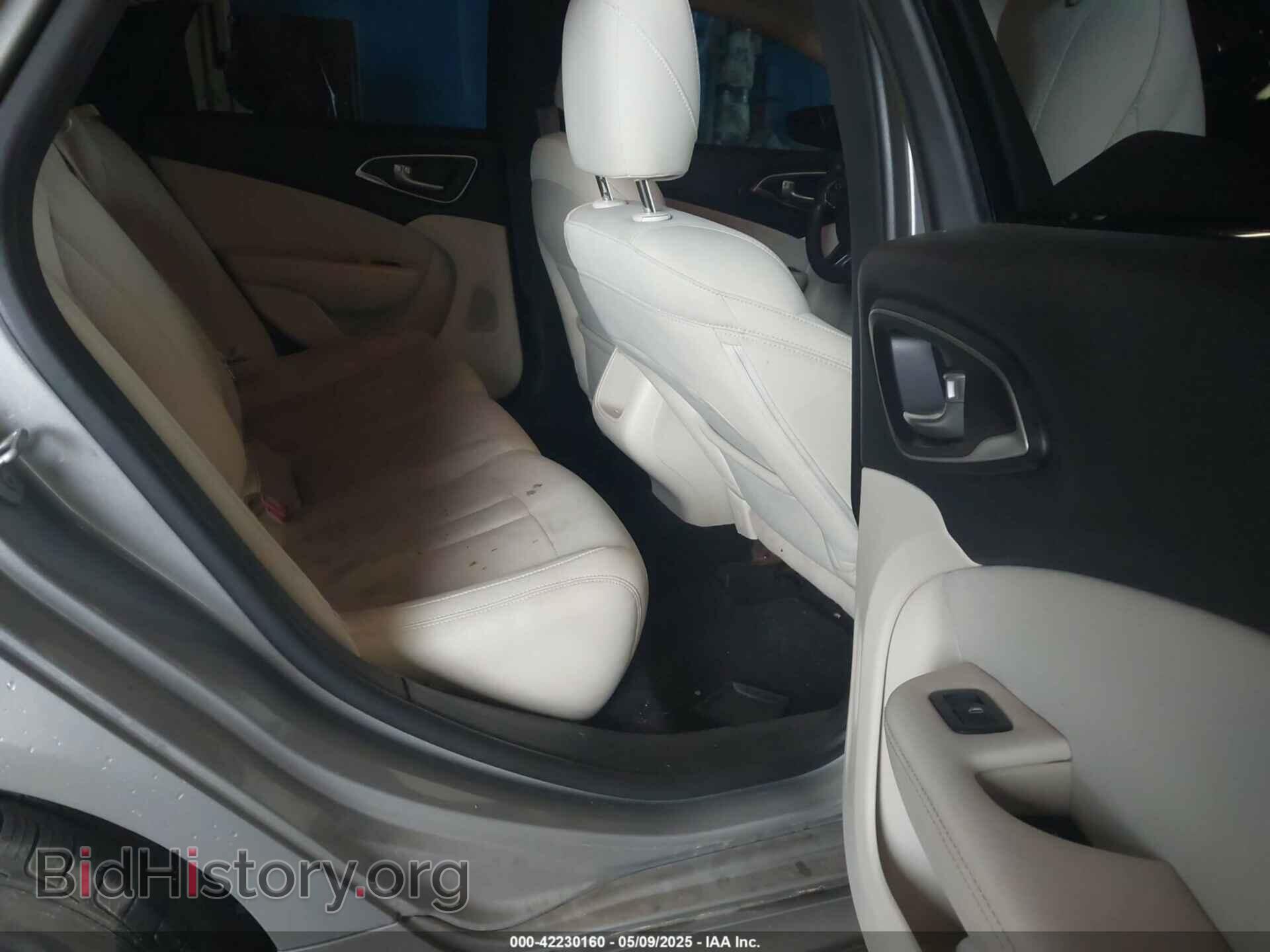 2015 CHRYSLER 200 - VIN: 1C3CCCAB8FN699349 - Фото 8