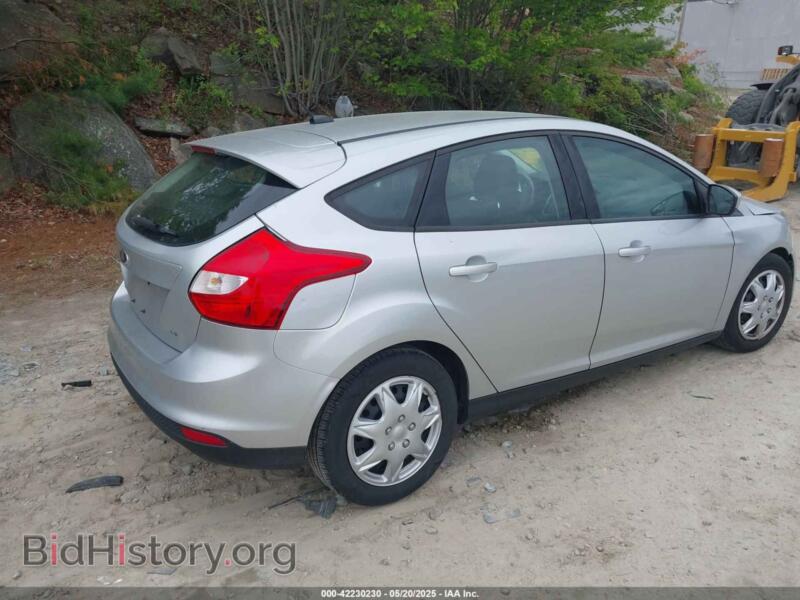 2012 Ford FOCUS (VIN 1FAHP3K29CL125005) — фото 4 из 12
