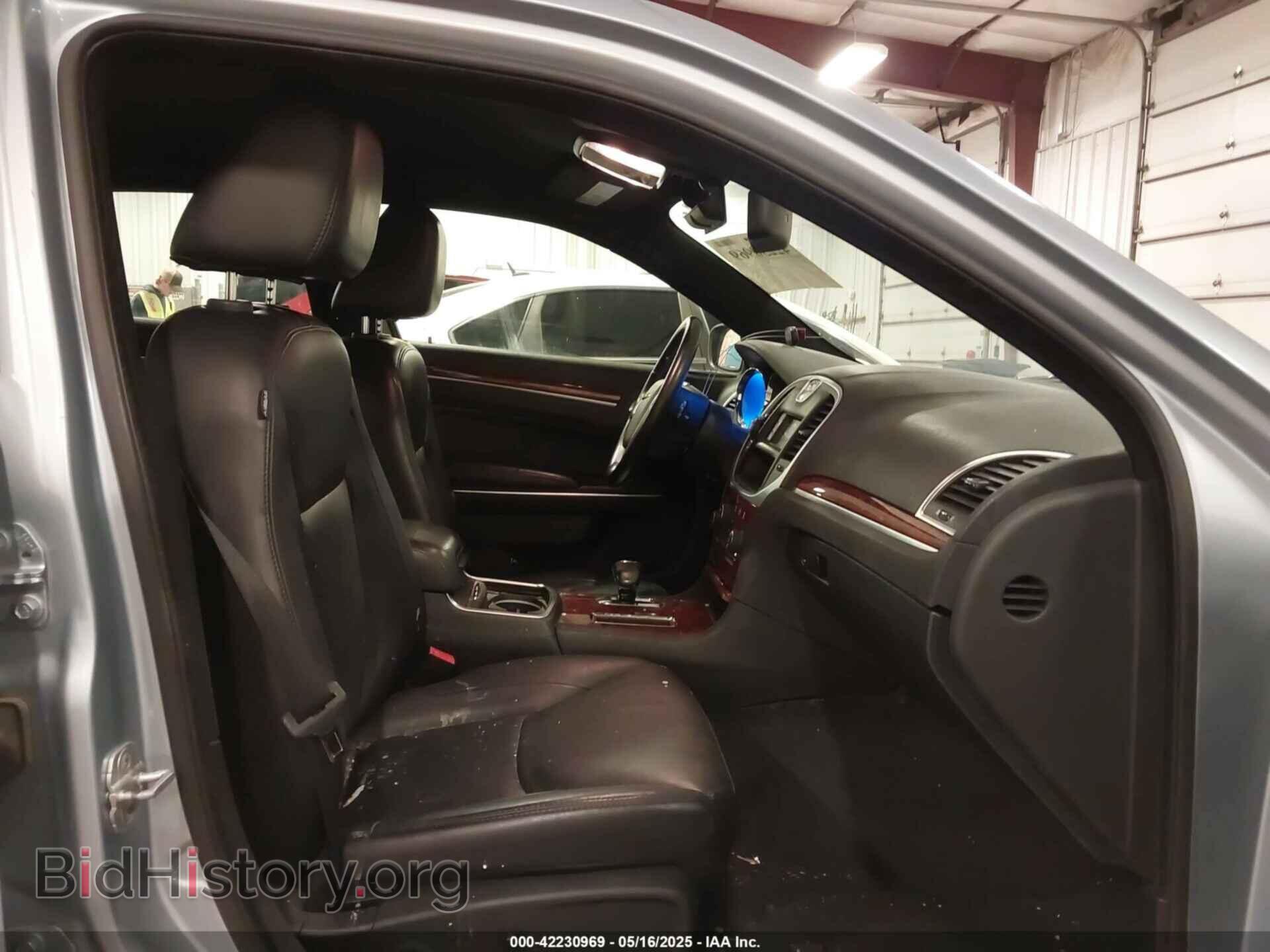 2012 CHRYSLER 300 - VIN: 2C3CCACG8CH153460 - Фото 5