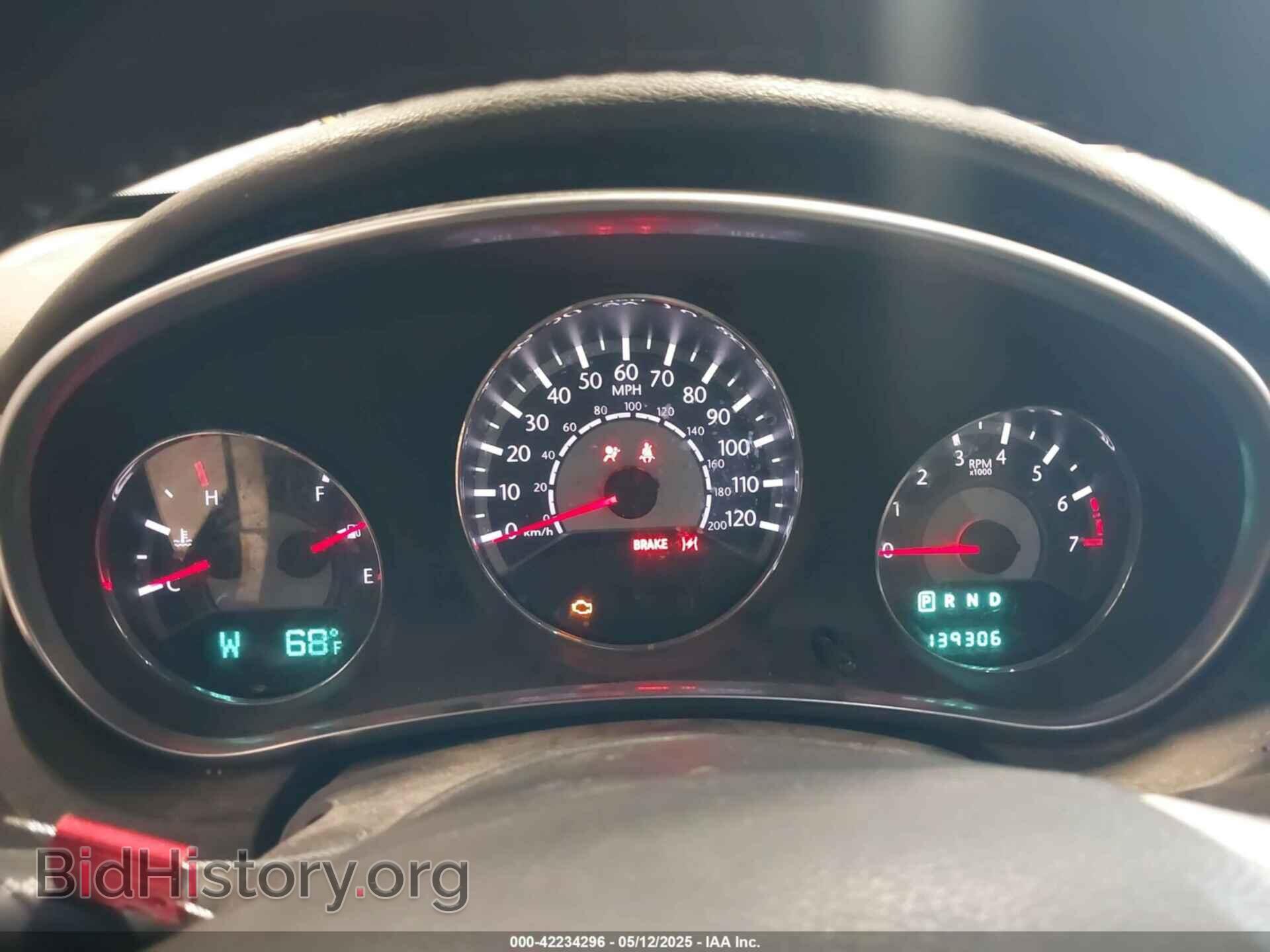 2011 CHRYSLER 200 - VIN: 1C3BC1FB5BN592729 - Фото 7