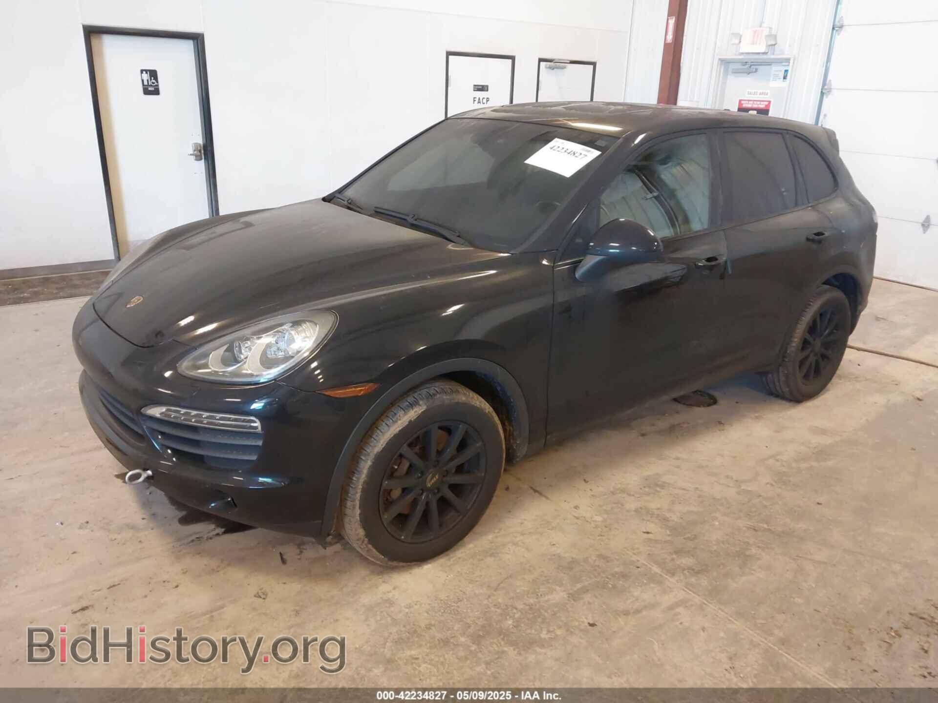2011 PORSCHE CAYENNE - VIN: WP1AB2A24BLA46442 - Фото 2