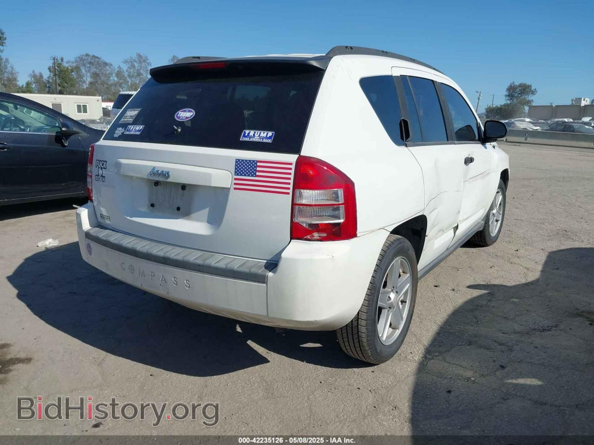 2007 JEEP COMPASS - VIN: 1J8FT47W17D158619 - Фото 4