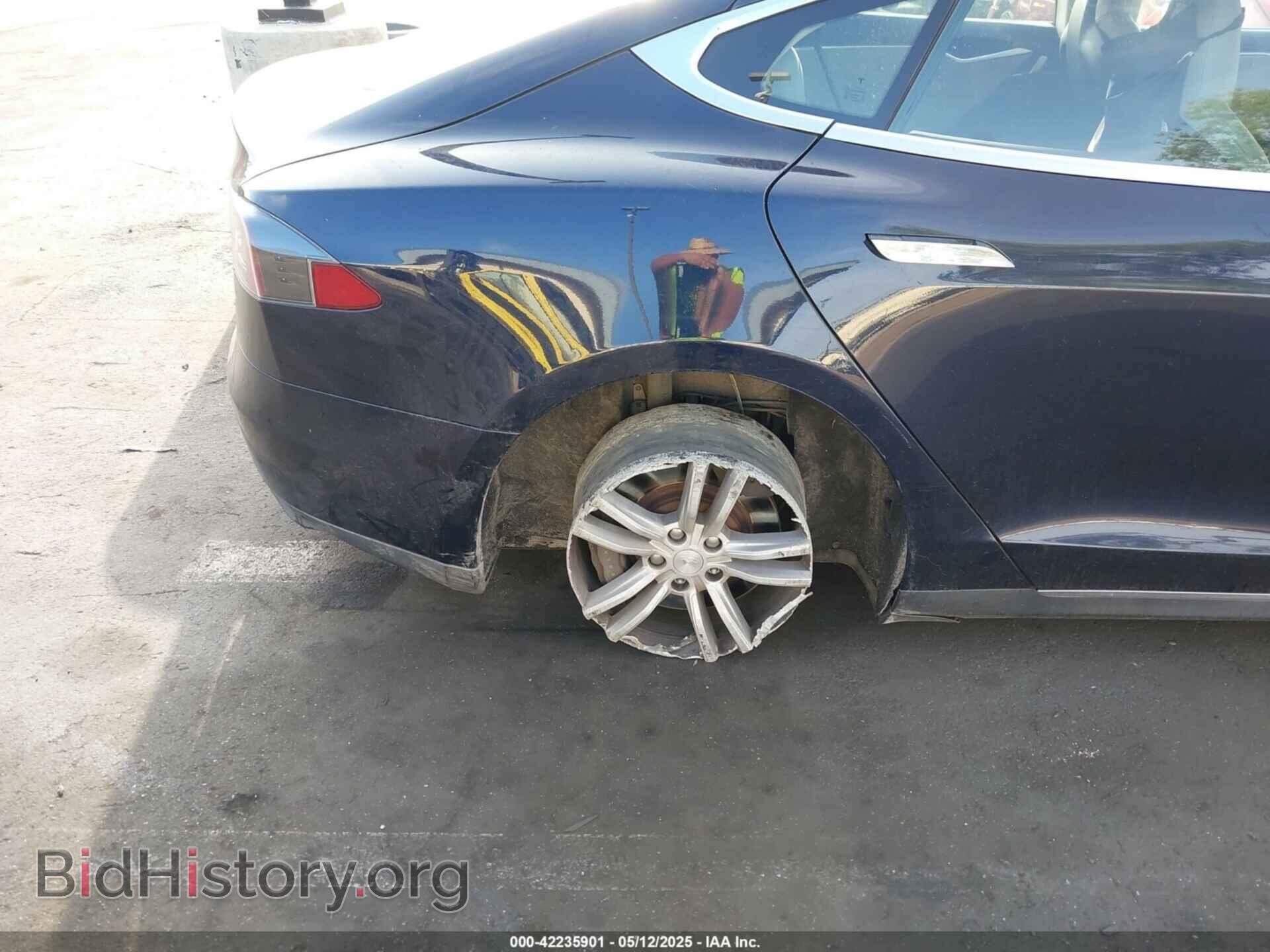 2014 TESLA MODEL S - VIN: 5YJSA1H11EFP30596 - Photo 6