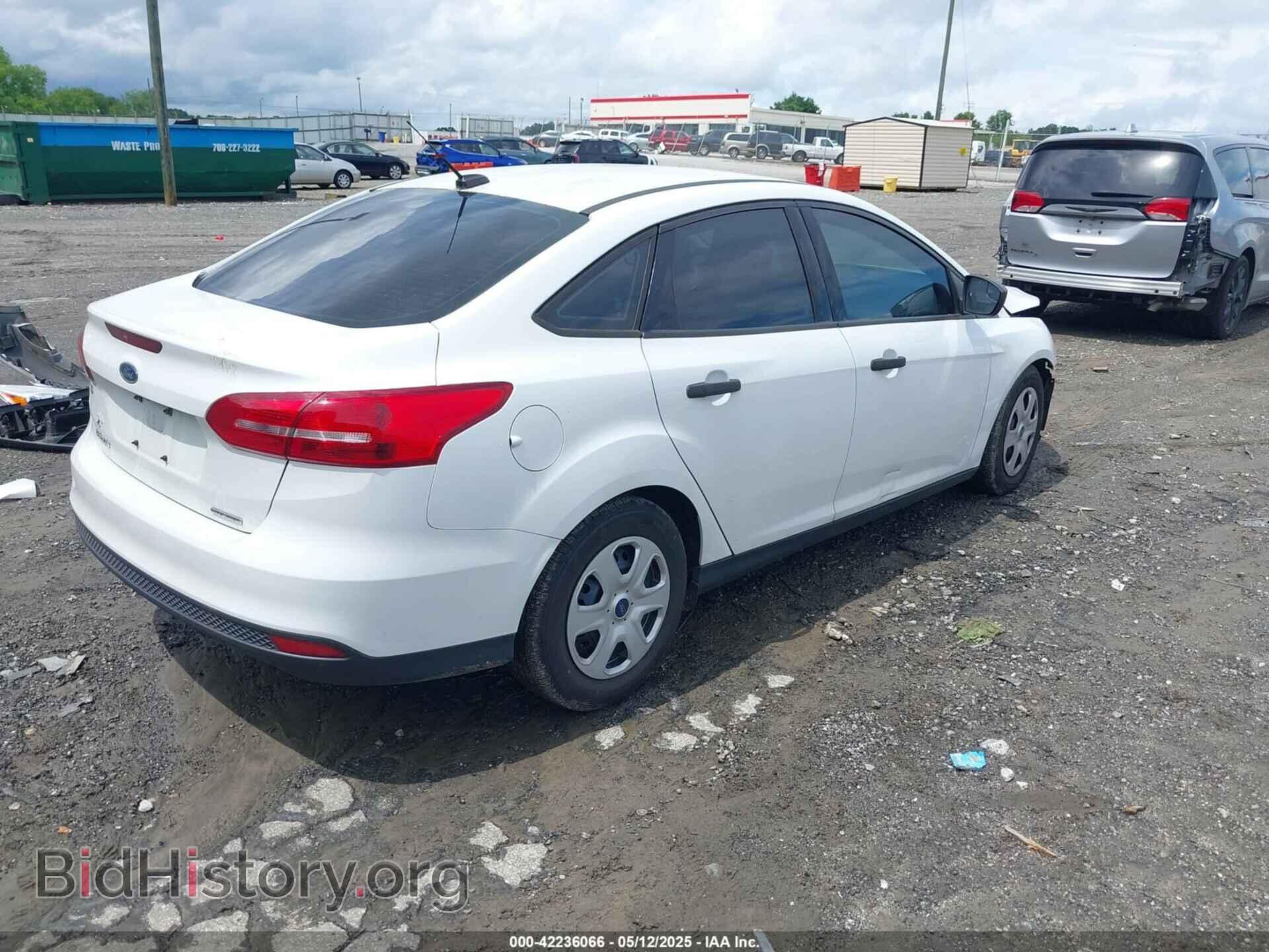 2016 FORD FOCUS - VIN: 1FADP3E20GL233089 - Фото 4