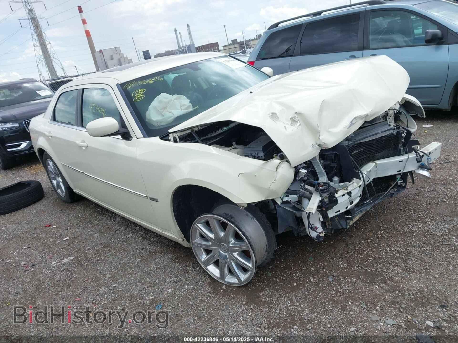 Photo 2C3KA53V09H586707 - CHRYSLER 300 2009