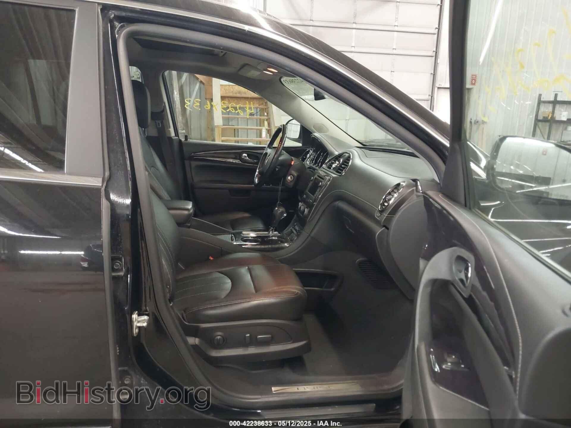 2017 BUICK ENCLAVE - VIN: 5GAKVBKD1HJ265040 - Photo 5