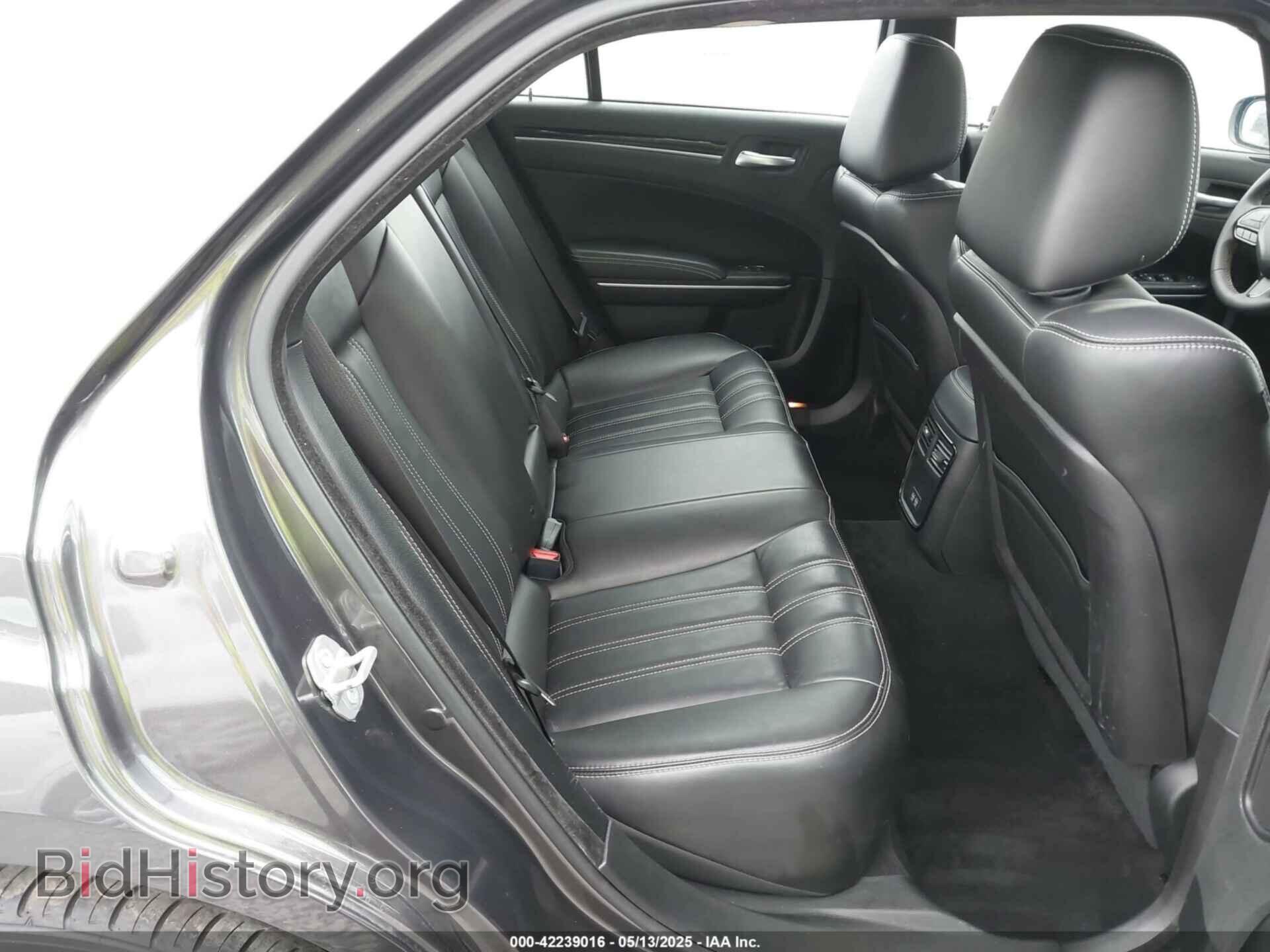 2023 CHRYSLER 300 - VIN: 2C3CCABG1PH561239 - Фото 8