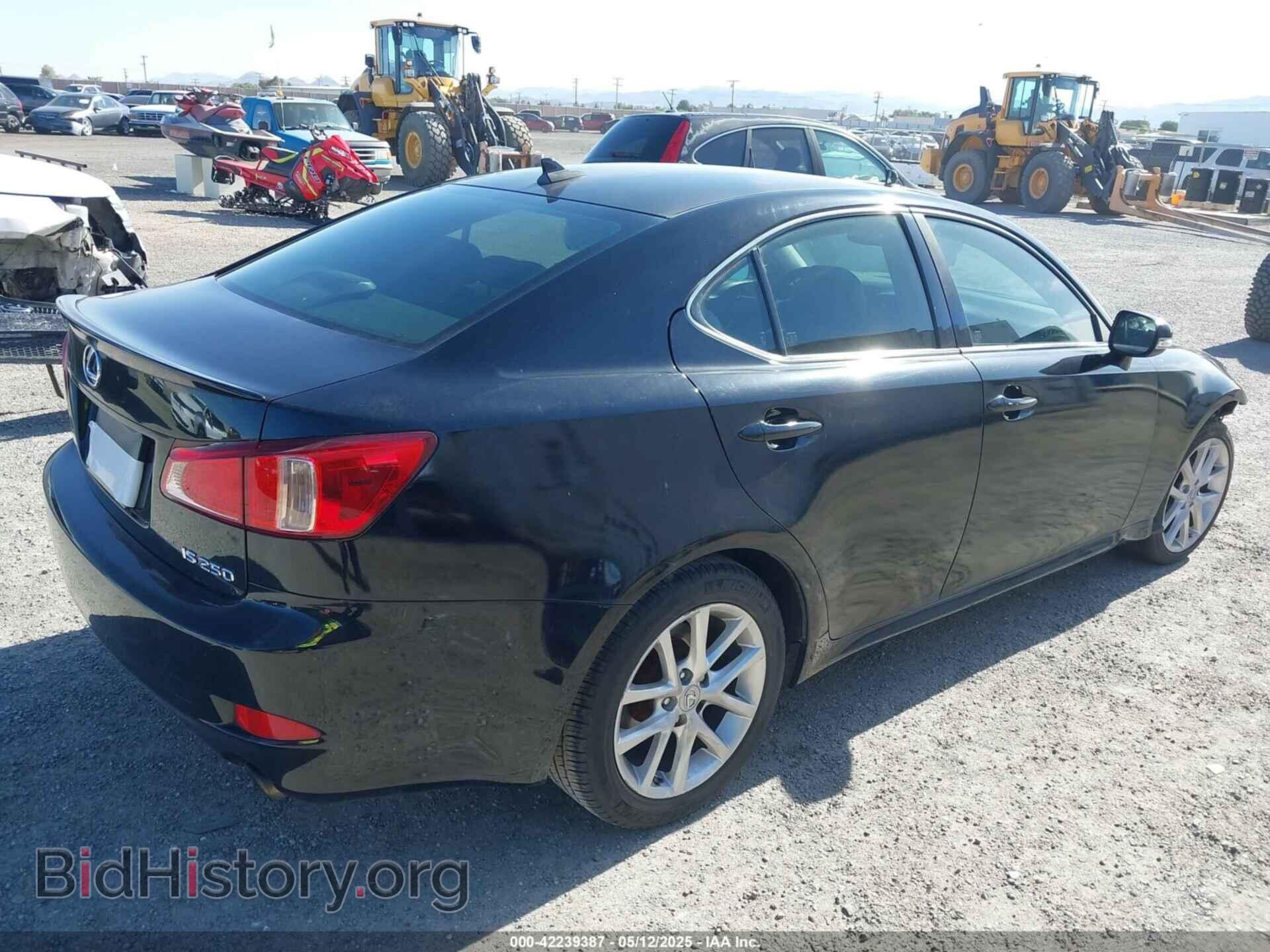 2011 LEXUS IS 250 - VIN: JTHBF5C21B5131993 - Photo 4