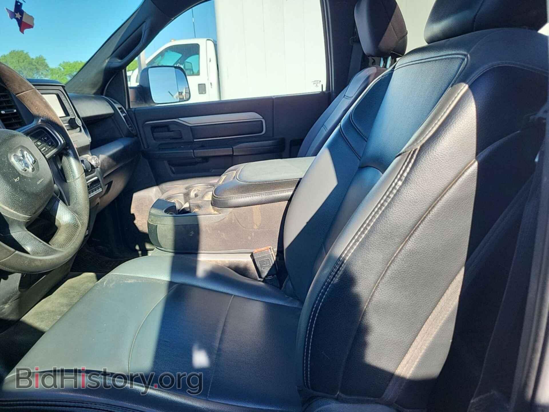 2021 RAM 2500 - VIN: 3C6MR5AJ8MG611026 - Фото 2