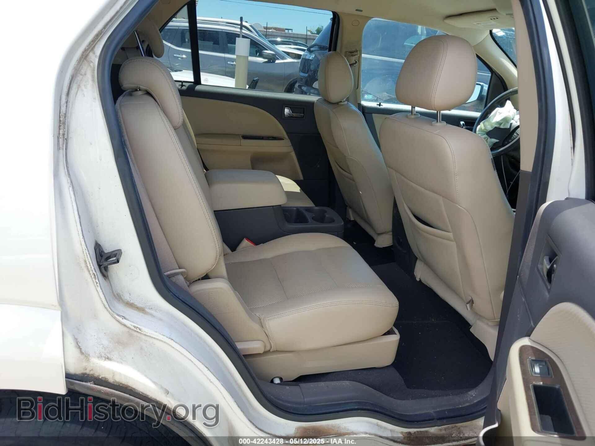 2009 FORD TAURUS X - VIN: 1FMDK03W99GA03698 - Фото 8