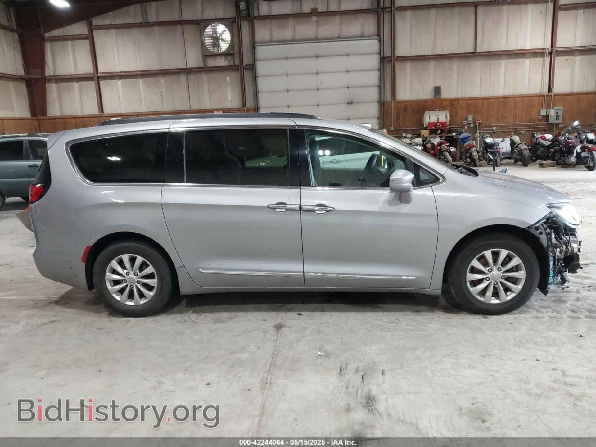 2017 CHRYSLER PACIFICA - VIN: 2C4RC1BGXHR795722 - Фото 13