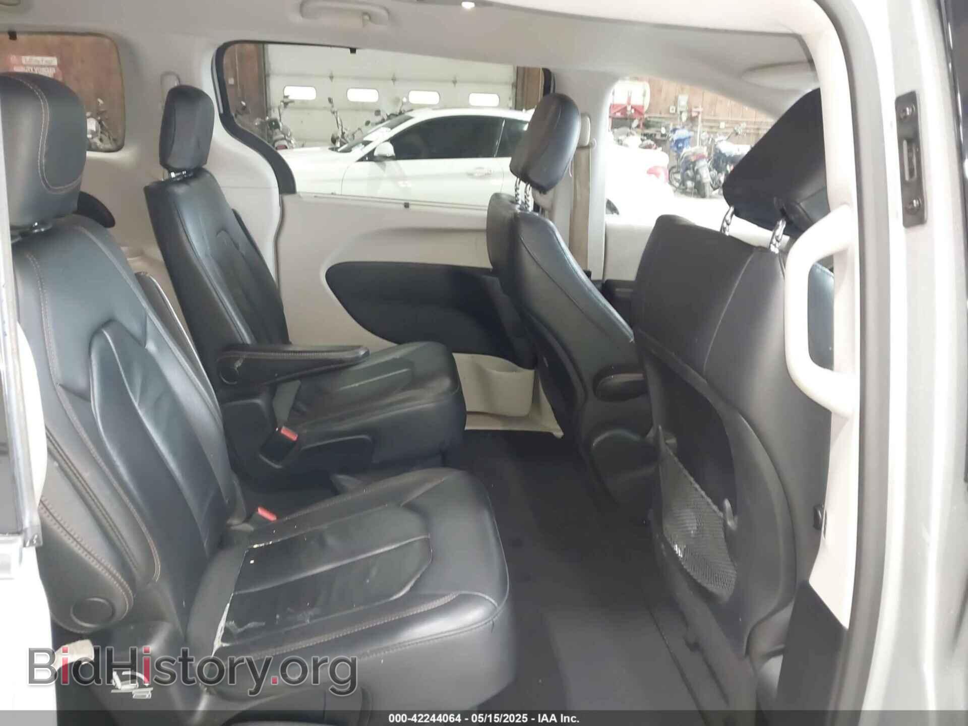 2017 CHRYSLER PACIFICA - VIN: 2C4RC1BGXHR795722 - Фото 8