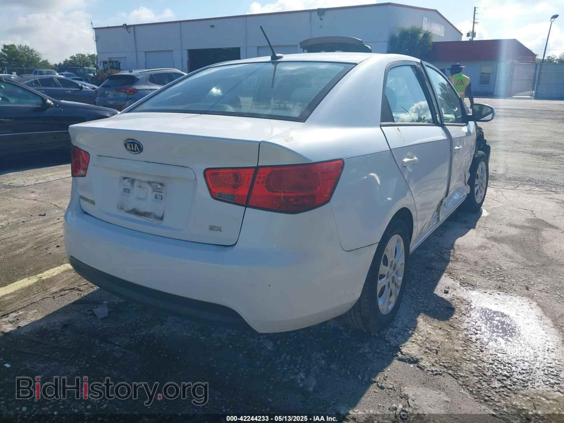 2013 KIA FORTE - VIN: KNAFU4A27D5695542 - Фото 4
