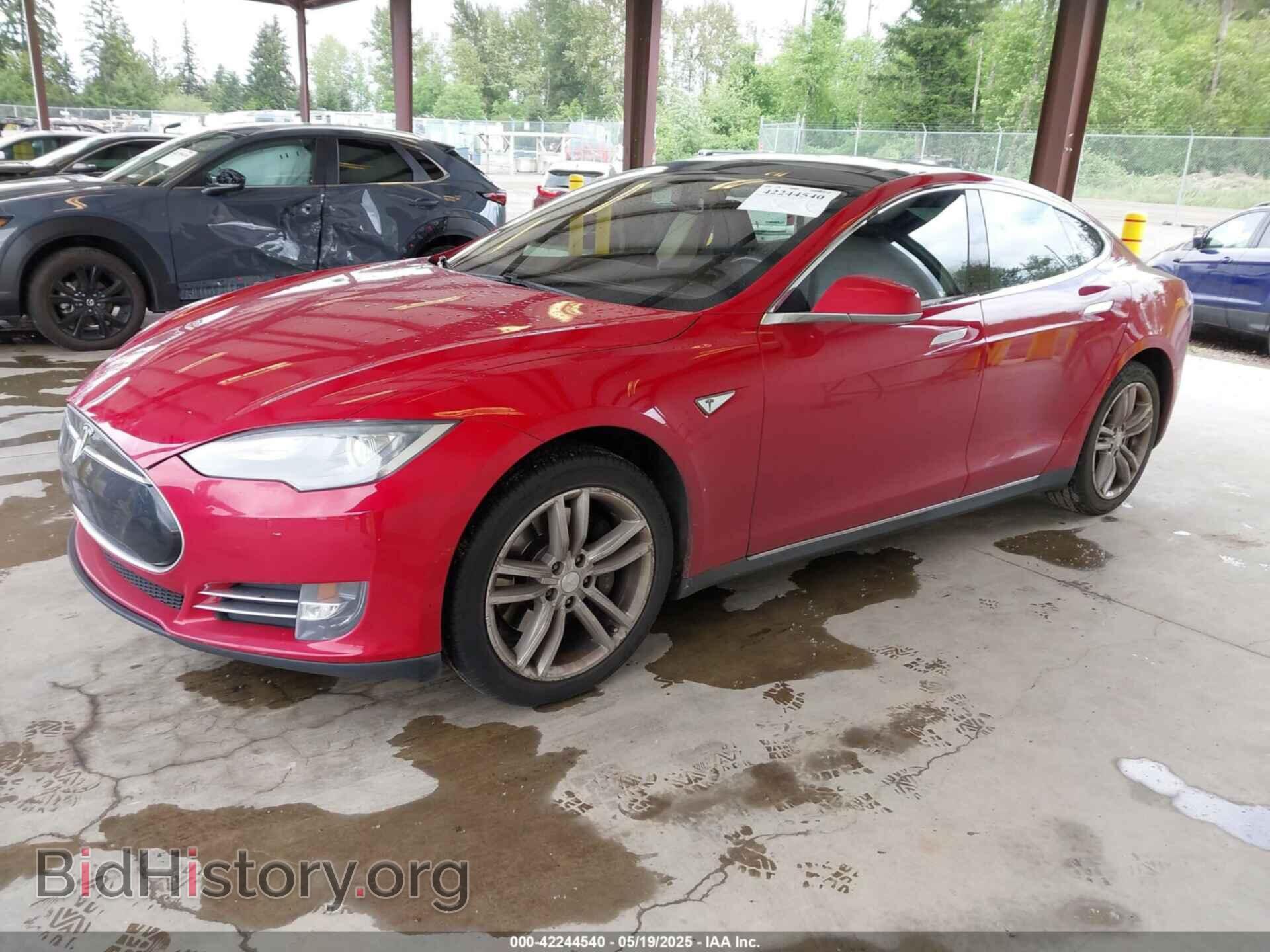 2013 TESLA MODEL S - VIN: 5YJSA1CN7DFP26996 - Фото 2