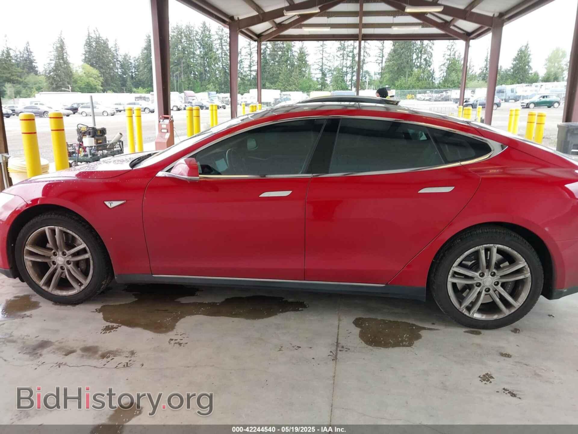2013 TESLA MODEL S - VIN: 5YJSA1CN7DFP26996 - Фото 14