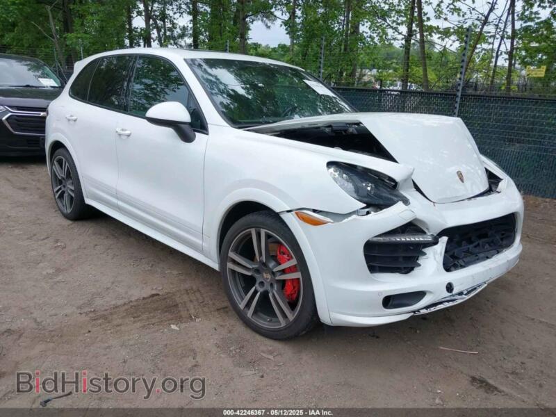 2013 Porsche CAYENNE GTS (VIN WP1AD2A29DLA74766) — фото 1 из 16, IAAI, повреждение: передняя часть