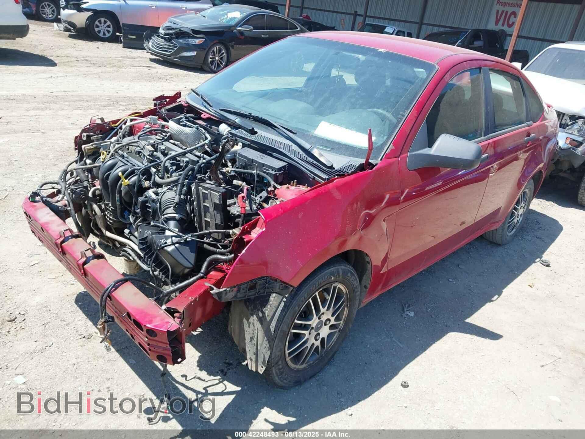 2011 FORD FOCUS - VIN: 1FAHP3FN4BW123793 - Photo 2